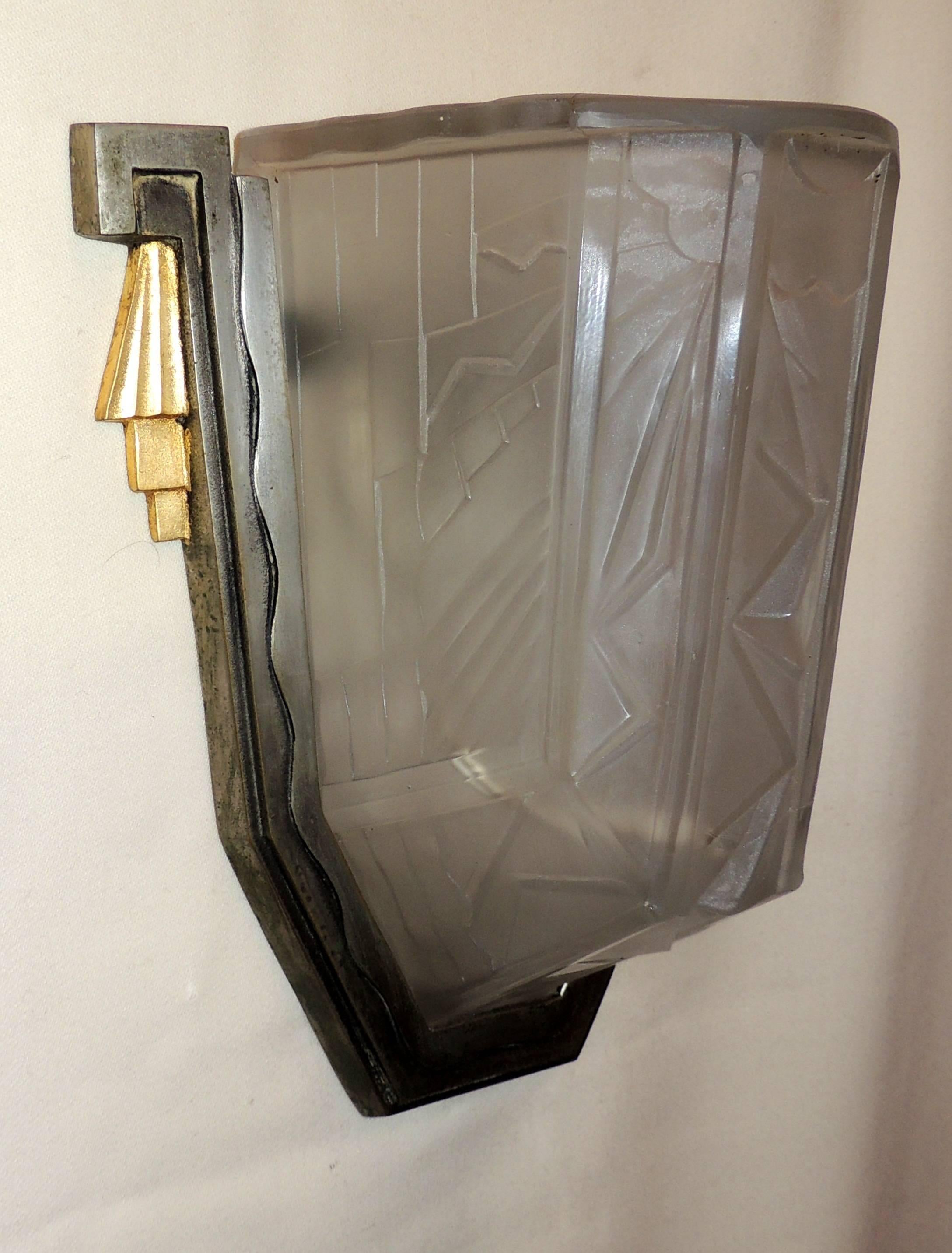 Wonderful Pair of Art Deco Frosted Glass Brushed Nickel Gilt Bronze Wall Sconces In Good Condition In Roslyn, NY