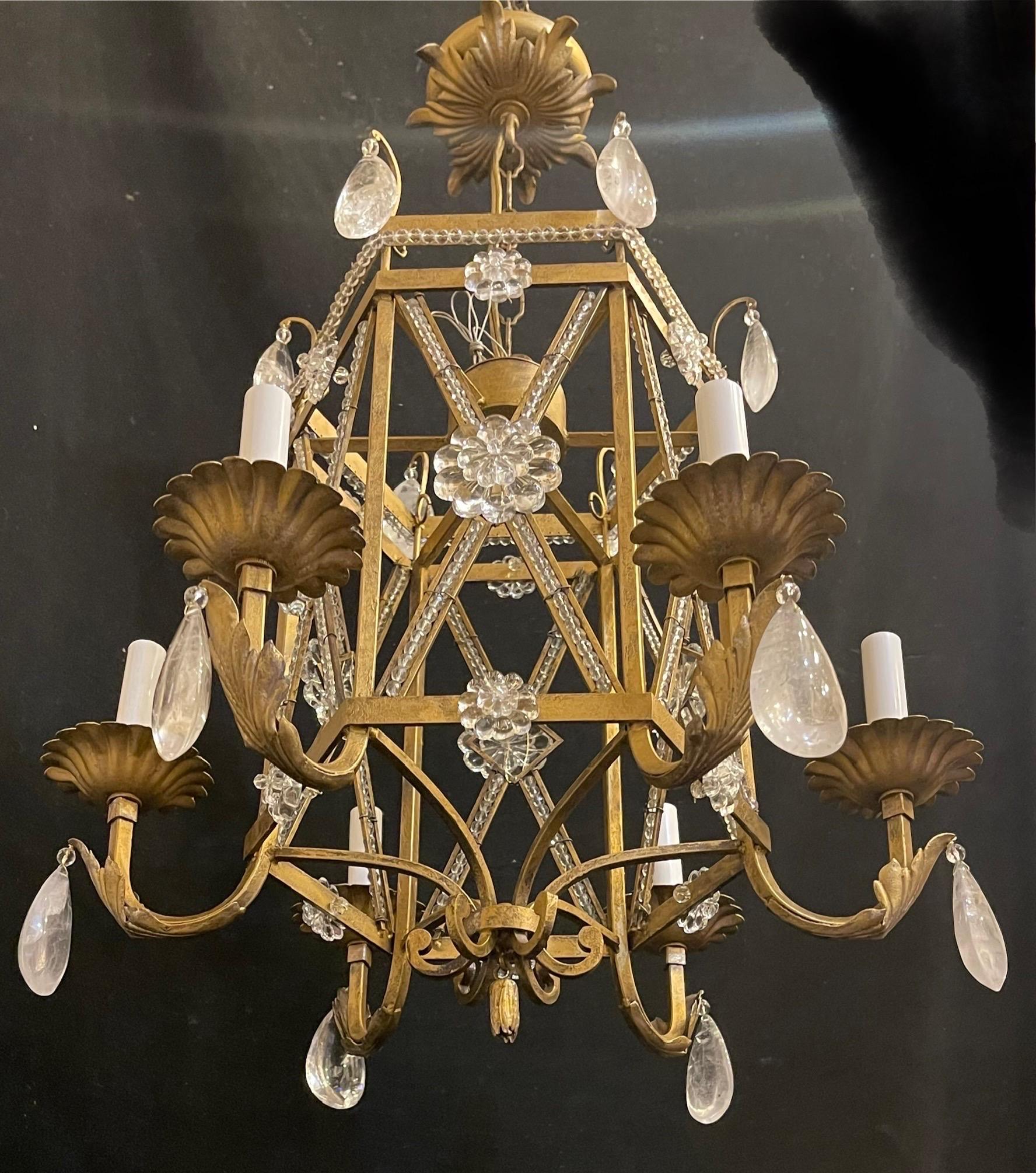Italiano Wonderful Pair Baguès Rock Crystal Chinoiserie Gold Gilt Chandeliers Fixtures in vendita