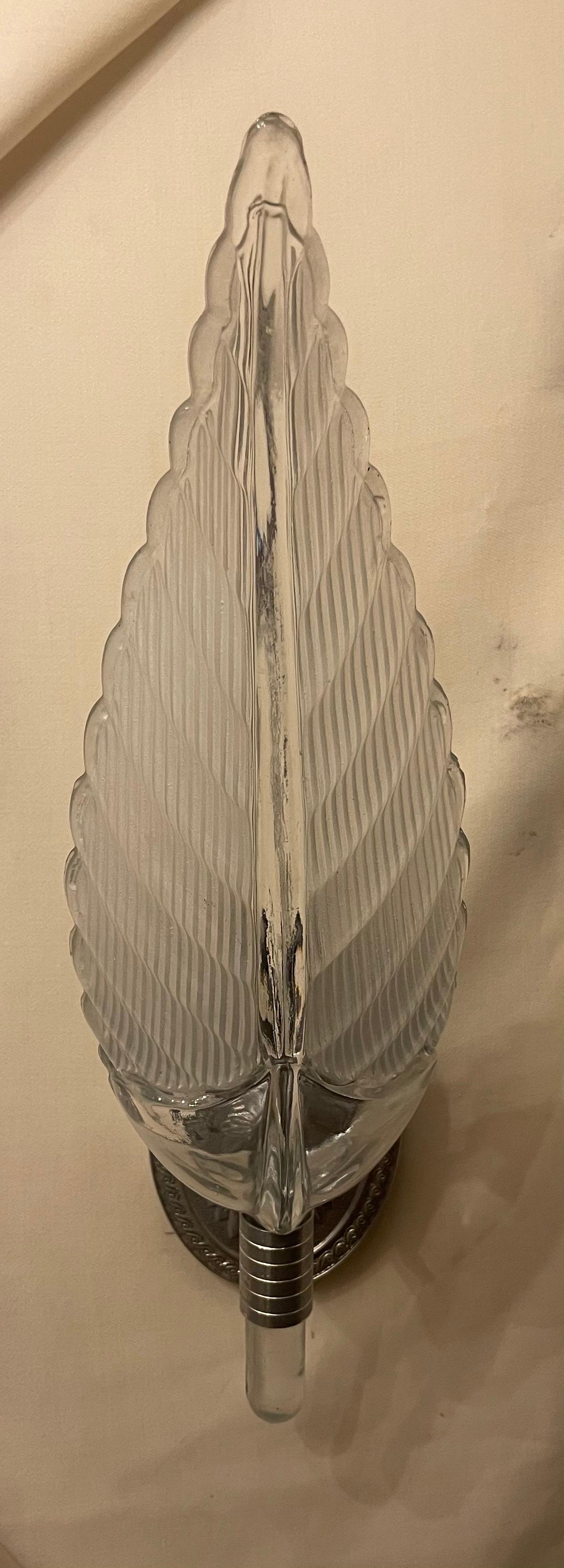 Wunderschönes Paar Barovier & Toso Mid Century Modern Murano Leaf Nickel Sconces (Metallarbeit) im Angebot