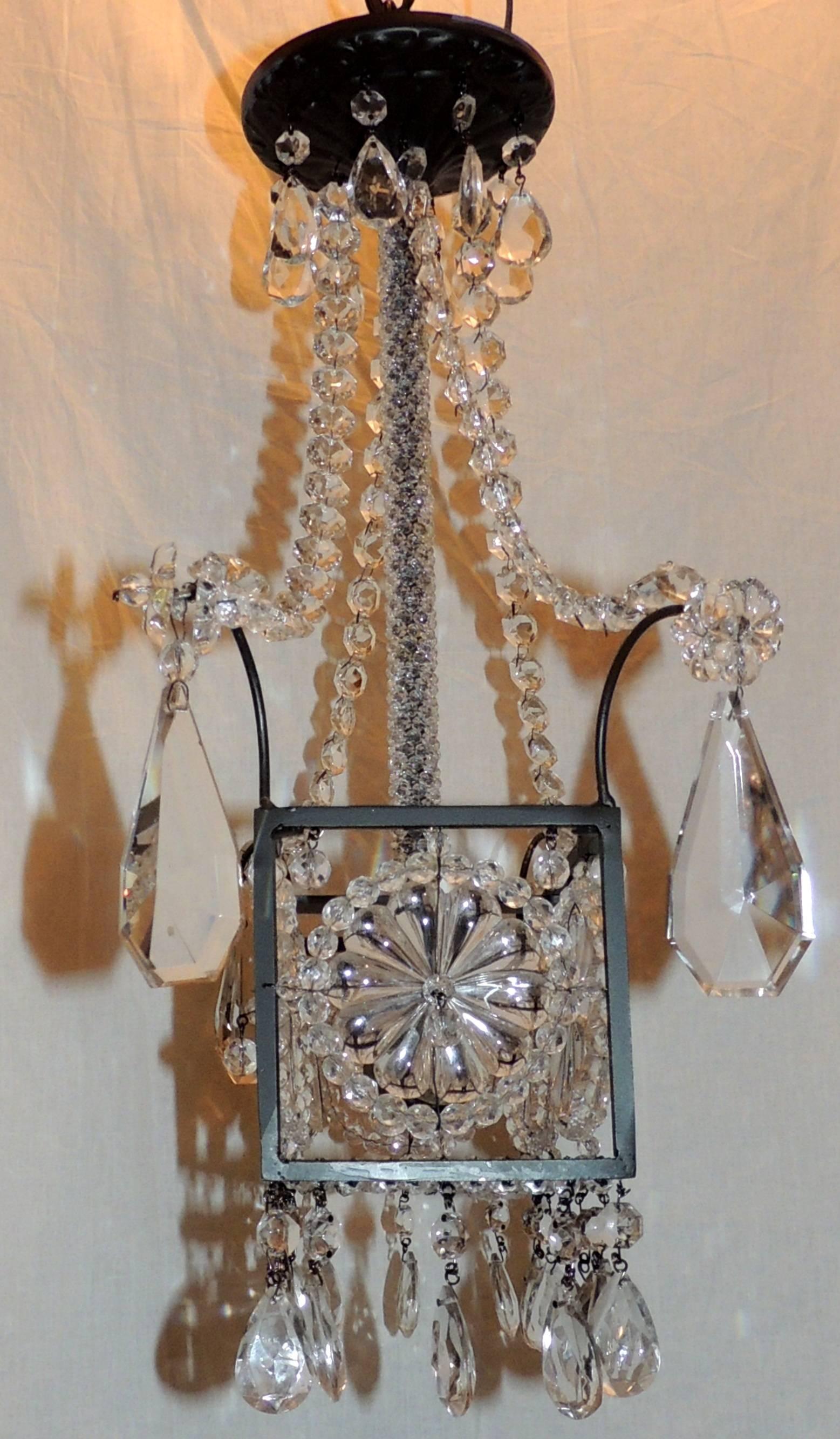 Modern Pair Beaded Rectangle Flower Crystal Basket Light Fixture Chandeliers In Good Condition For Sale In Roslyn, NY