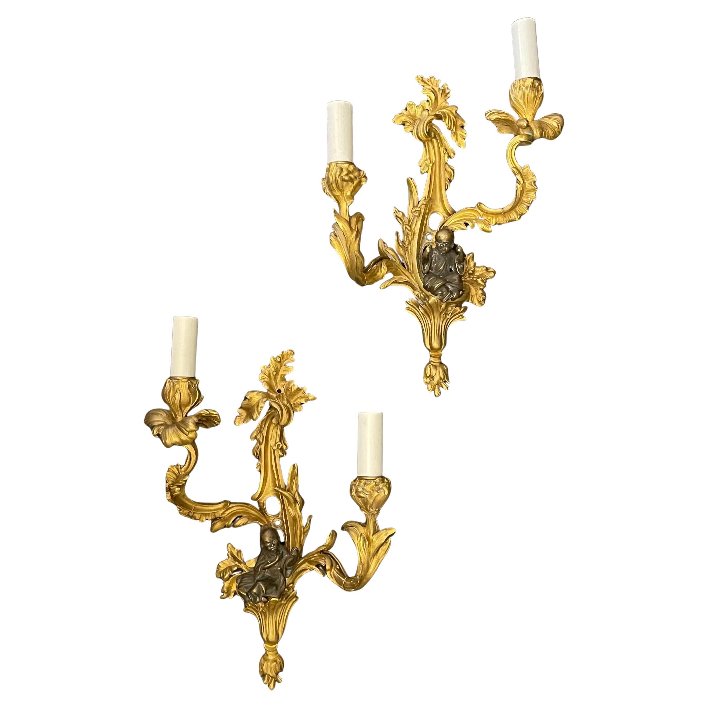 Wonderful Pair Bronze Maison Bagues Chinoiserie Figurine Rococo Louis XV Sconces For Sale