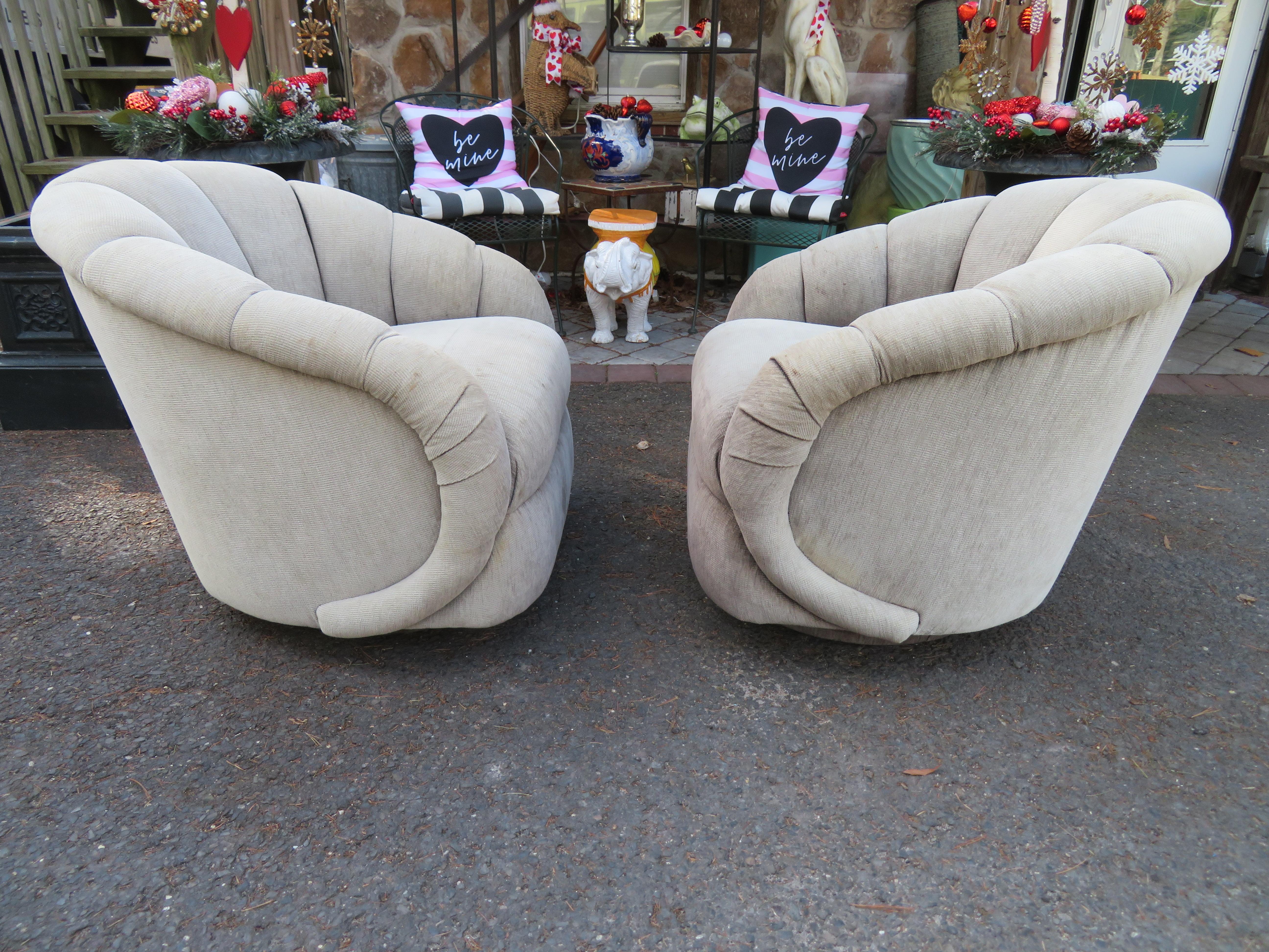Wonderful Pair Croissant Back Swivel Rocker Lounge Chairs Mid-Century Modern For Sale 9