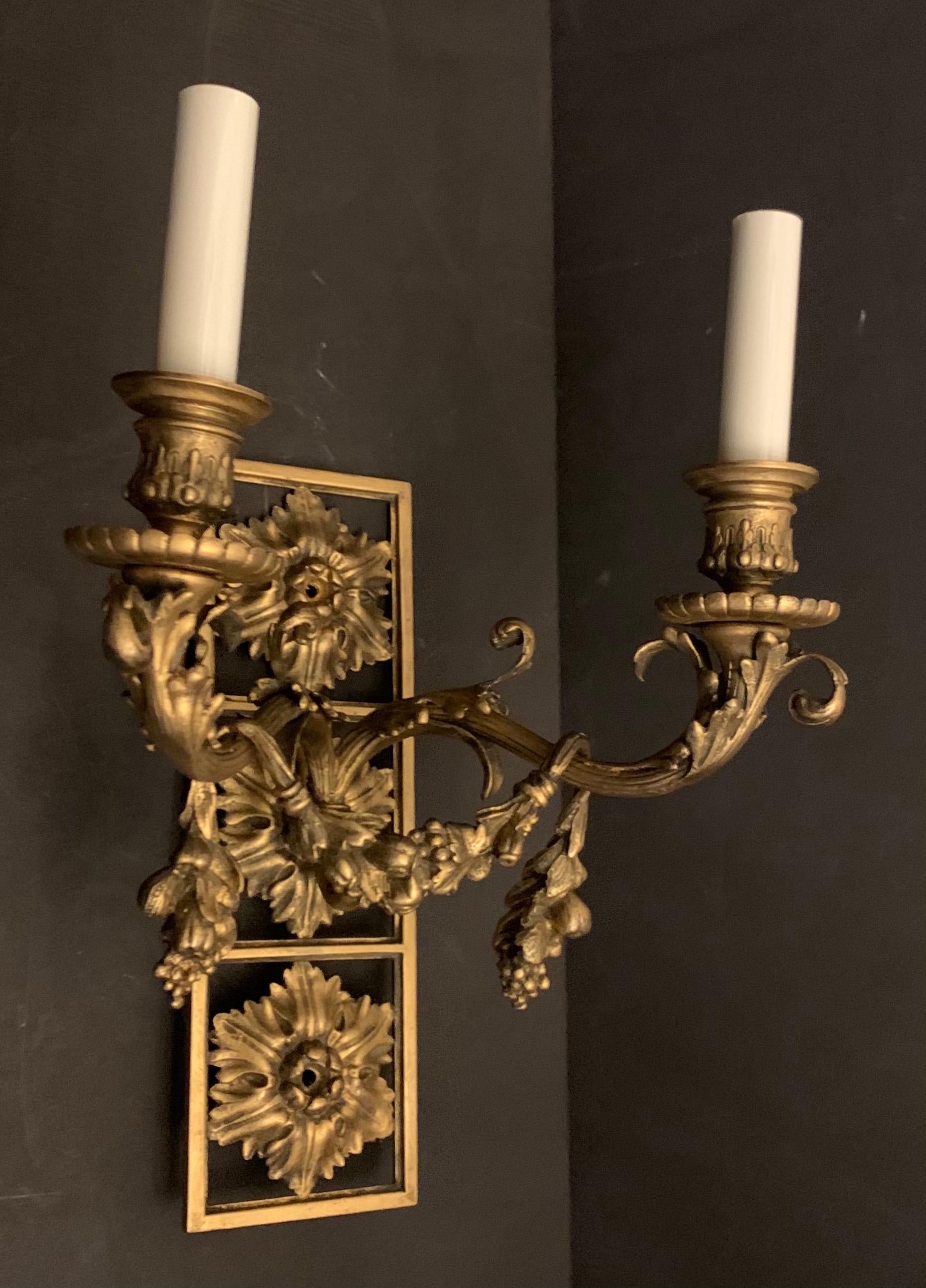Wonderful Pair E. F. Caldwell Neoclassical Bronze Wreath Swag Two-Arm Sconces In Good Condition For Sale In Roslyn, NY