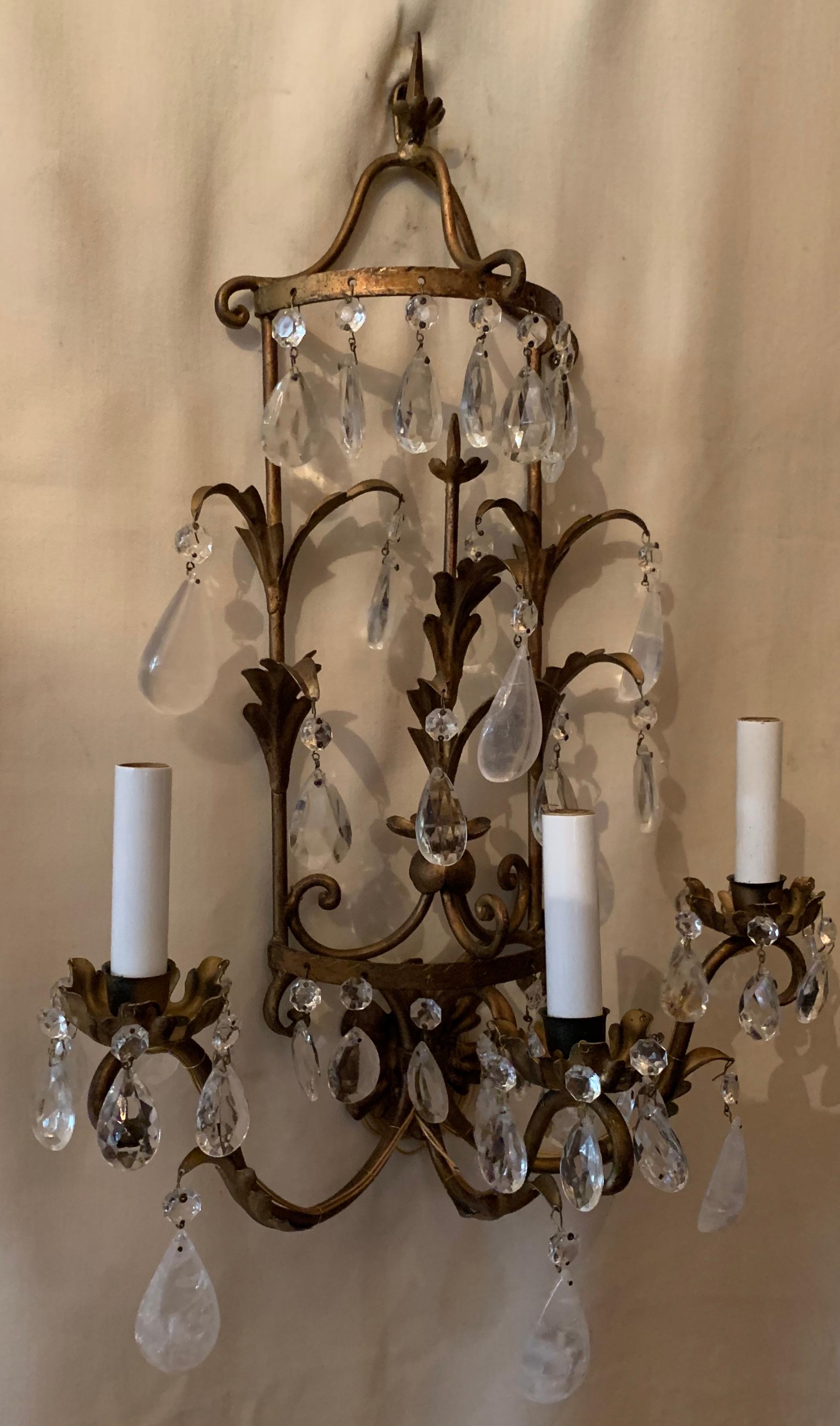 Wonderful Pair French Baguès Tole Gilt Rock Crystal Pagoda Chinoiserie Sconces In Good Condition In Roslyn, NY