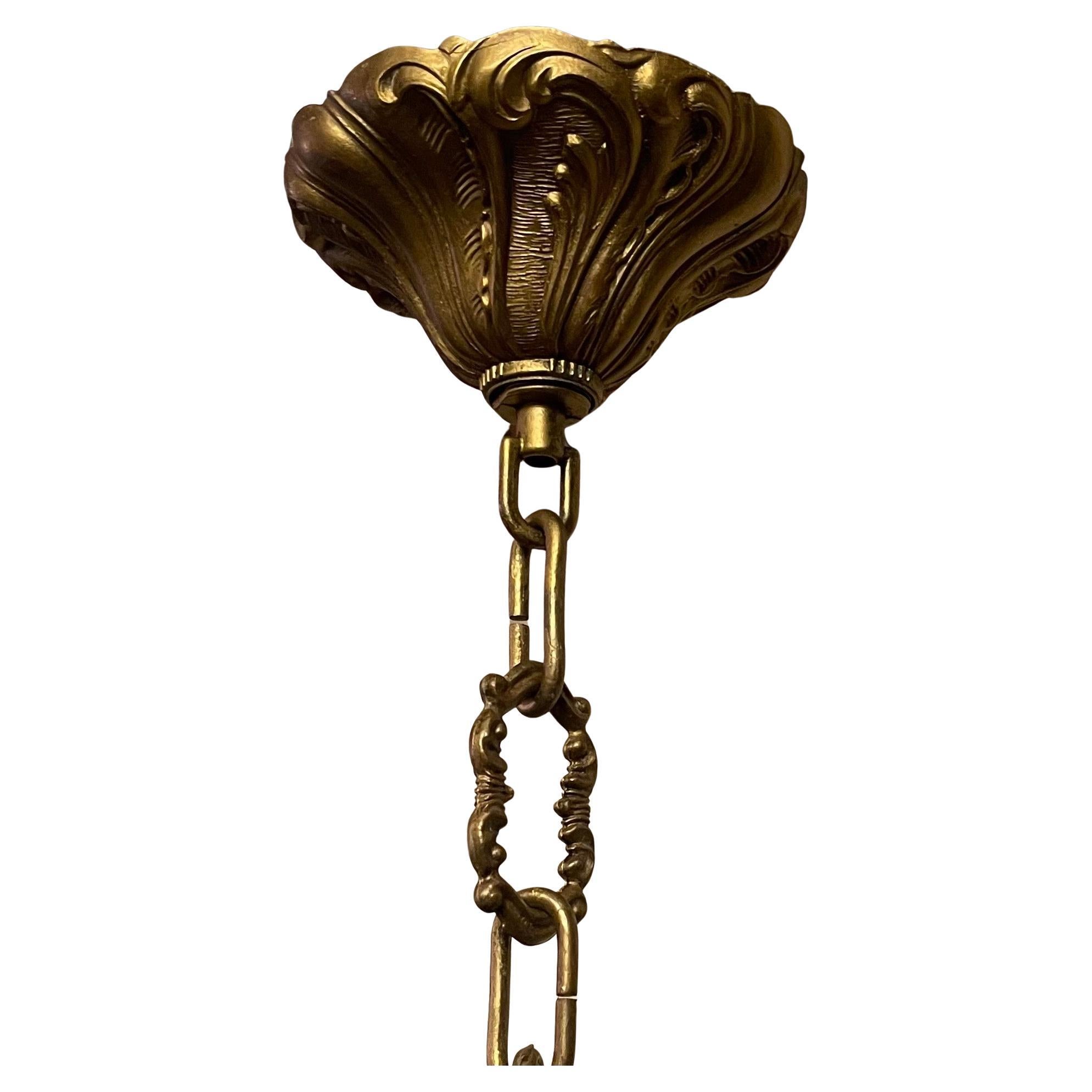 Doré Merveilleuse paire de lustres italiens en tôle, roses dorées, Pendents Basket Fixtures en vente