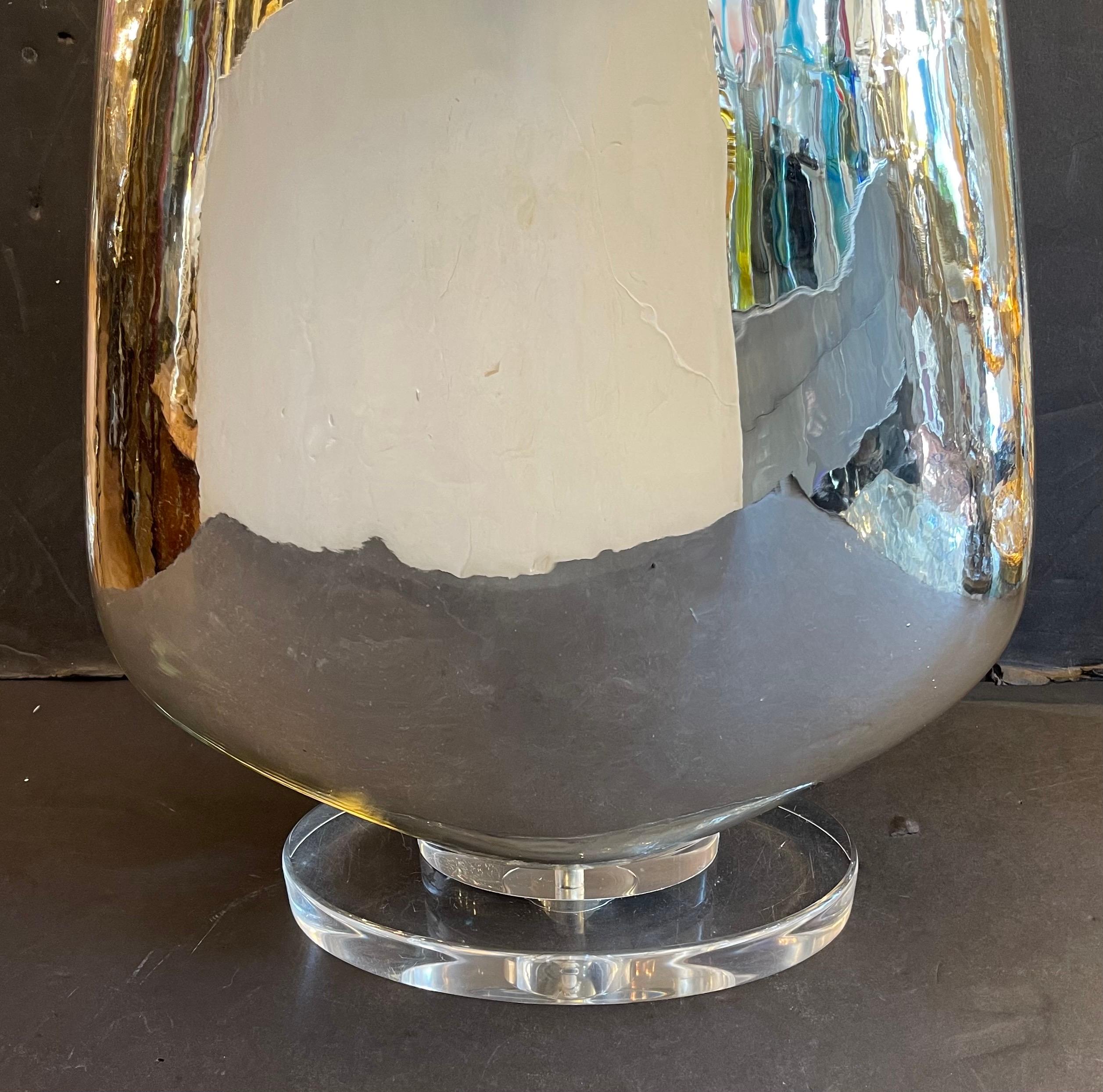 Mid-Century Modern Merveilleuse paire de lampes en verre de mercure et lucite du milieu du siècle dernier  Lorin Marsh NYC en vente