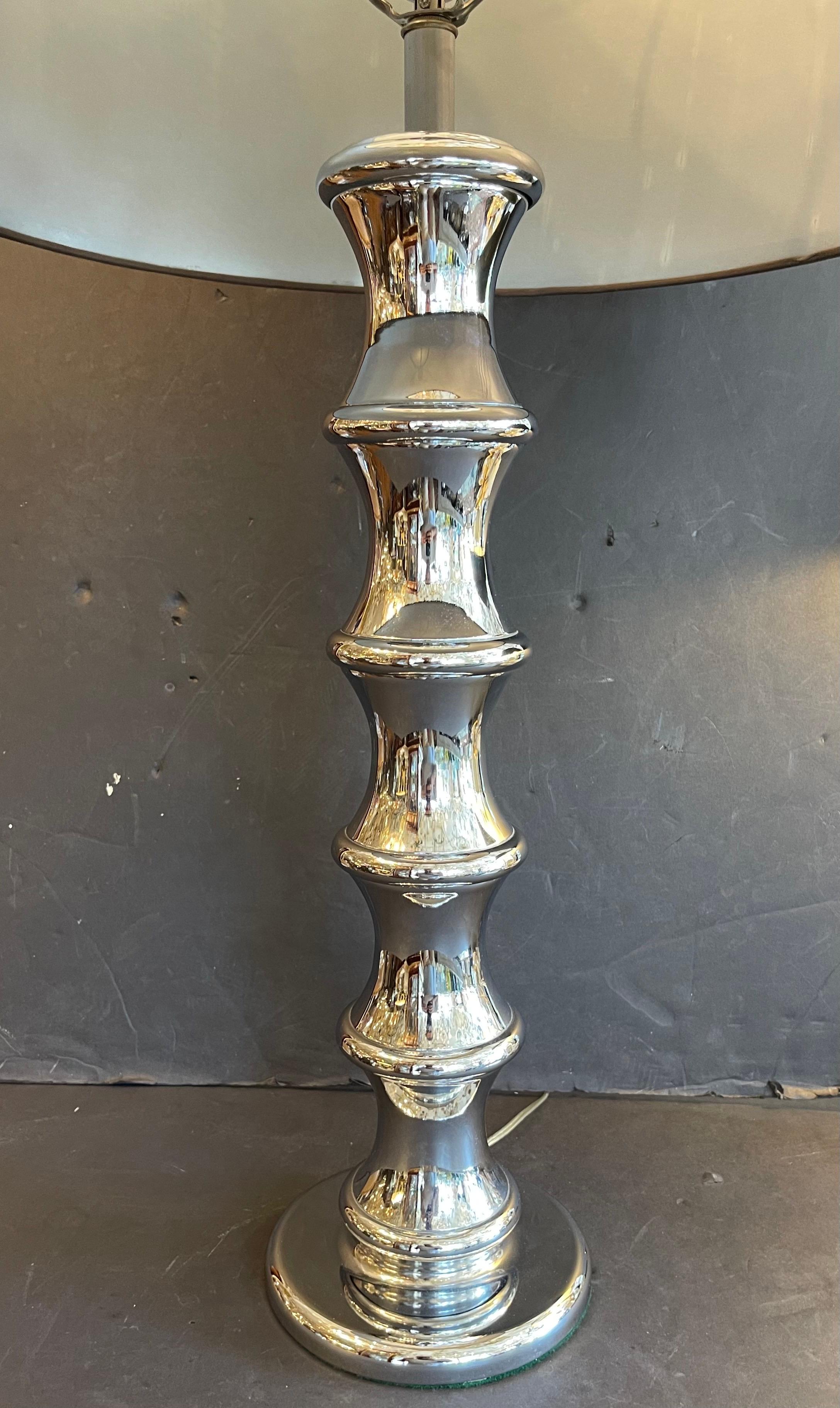 italien Merveilleuse paire de lampes en verre de mercure et nickel de style moderne du milieu du siècle John Salibello NYC en vente