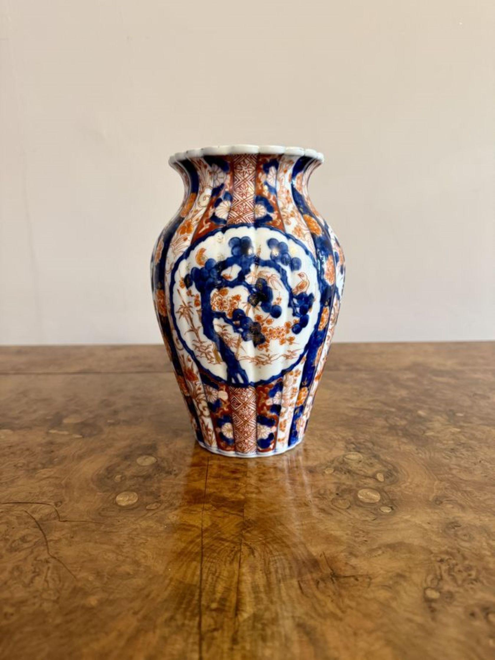 Merveilleuse paire de vases japonais anciens en forme d'imari Bon état - En vente à Ipswich, GB