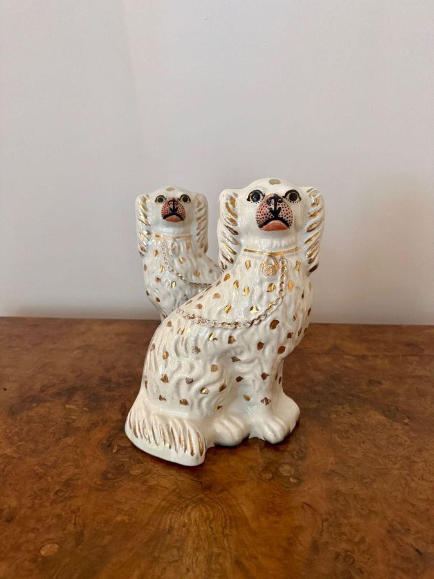 Britannique Merveilleuse paire d'anciens chiens Staffordshire de l'époque victorienne en vente