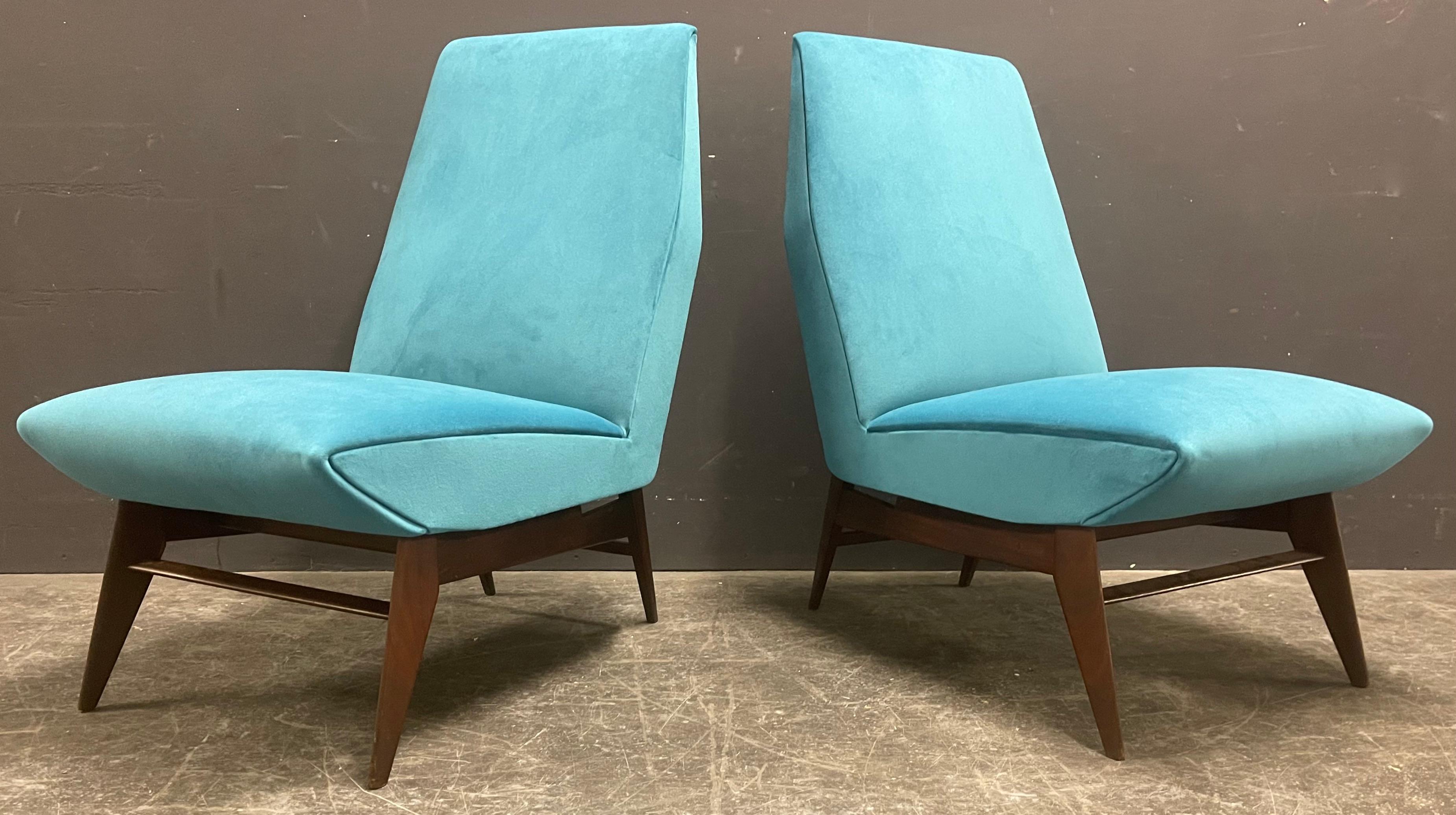 Brazilian wonderful pair of lounge chairs from brazil For Sale