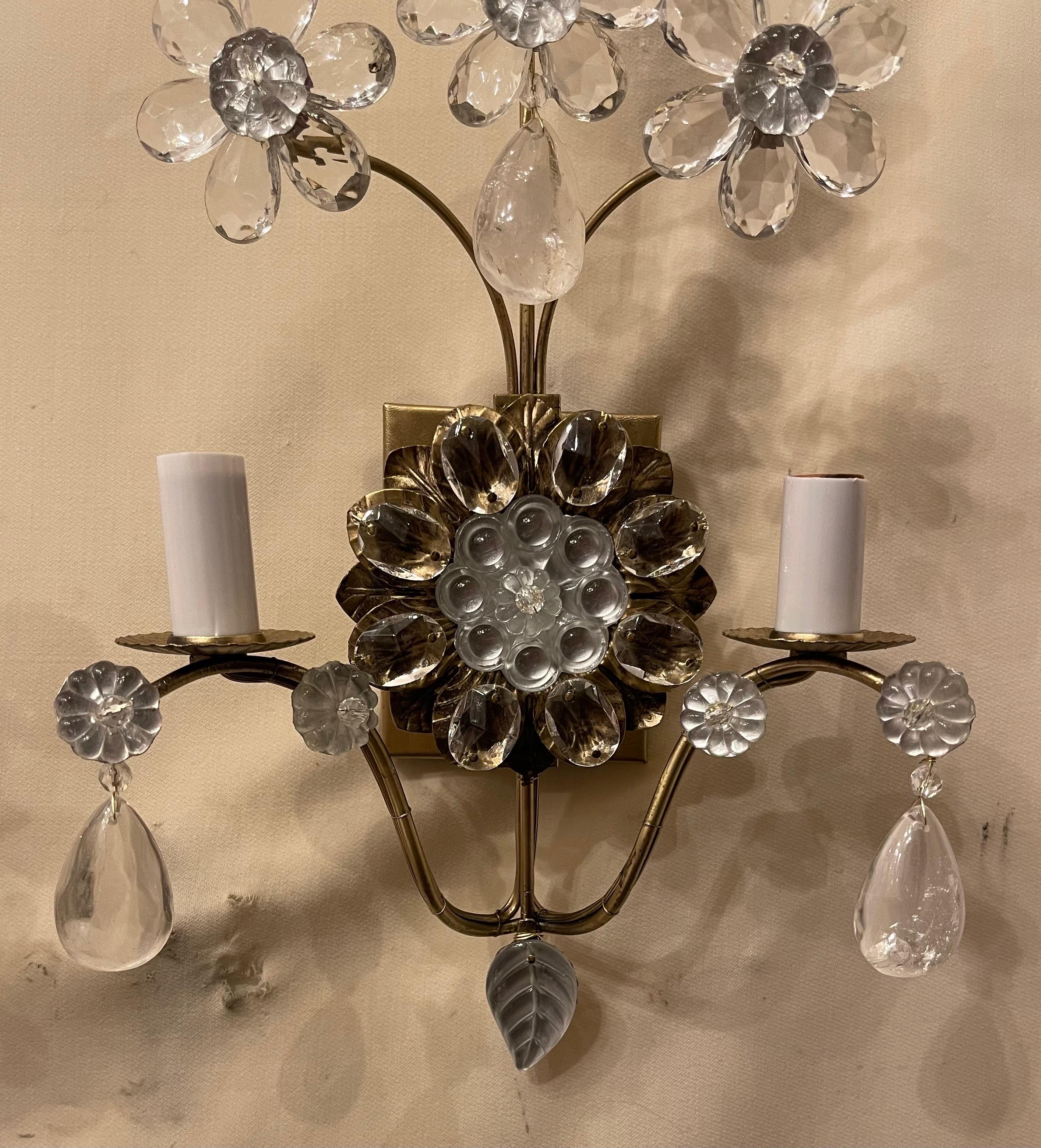 Italian Wonderful Pair of Maison Baguès Rock Crystal Gilt Tole Glass Flower Leaf Sconces For Sale