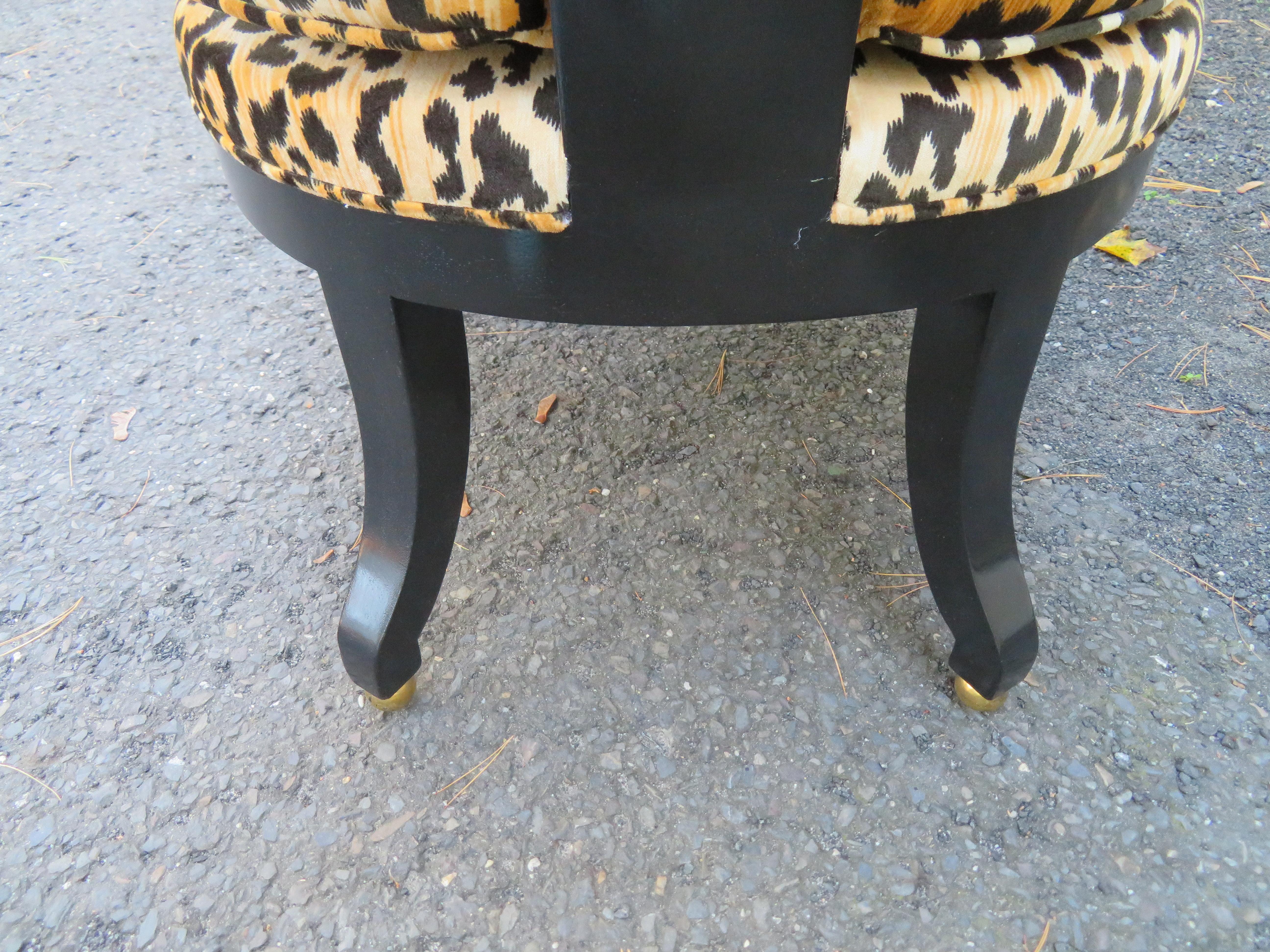 Wonderful Pair of Michael Taylor for Baker Spoon Back Neoclassical Chairs In Good Condition For Sale In Pemberton, NJ