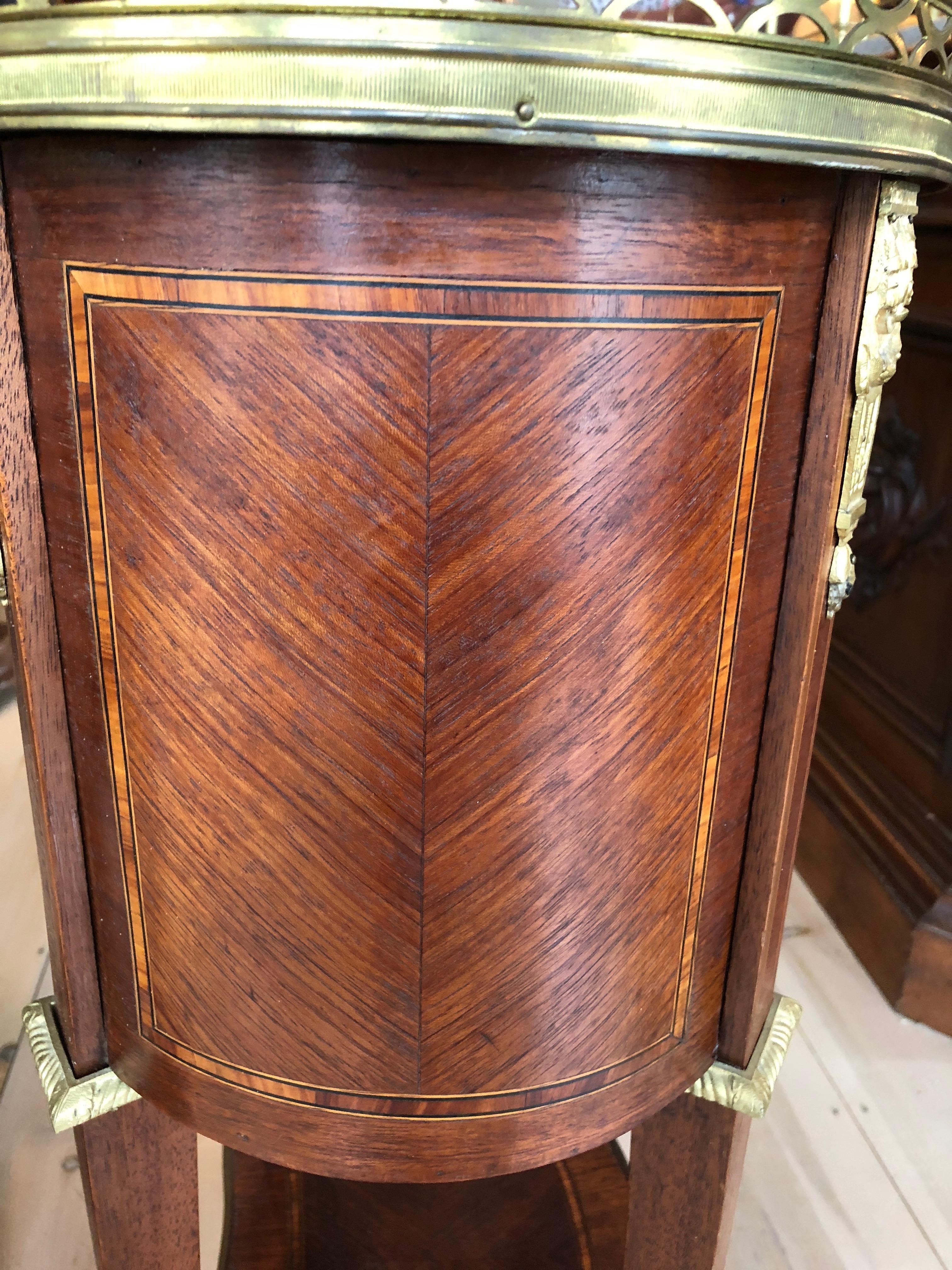 Wonderful Pair of Oval Inlay Mahogany and Marble Nightstands 4