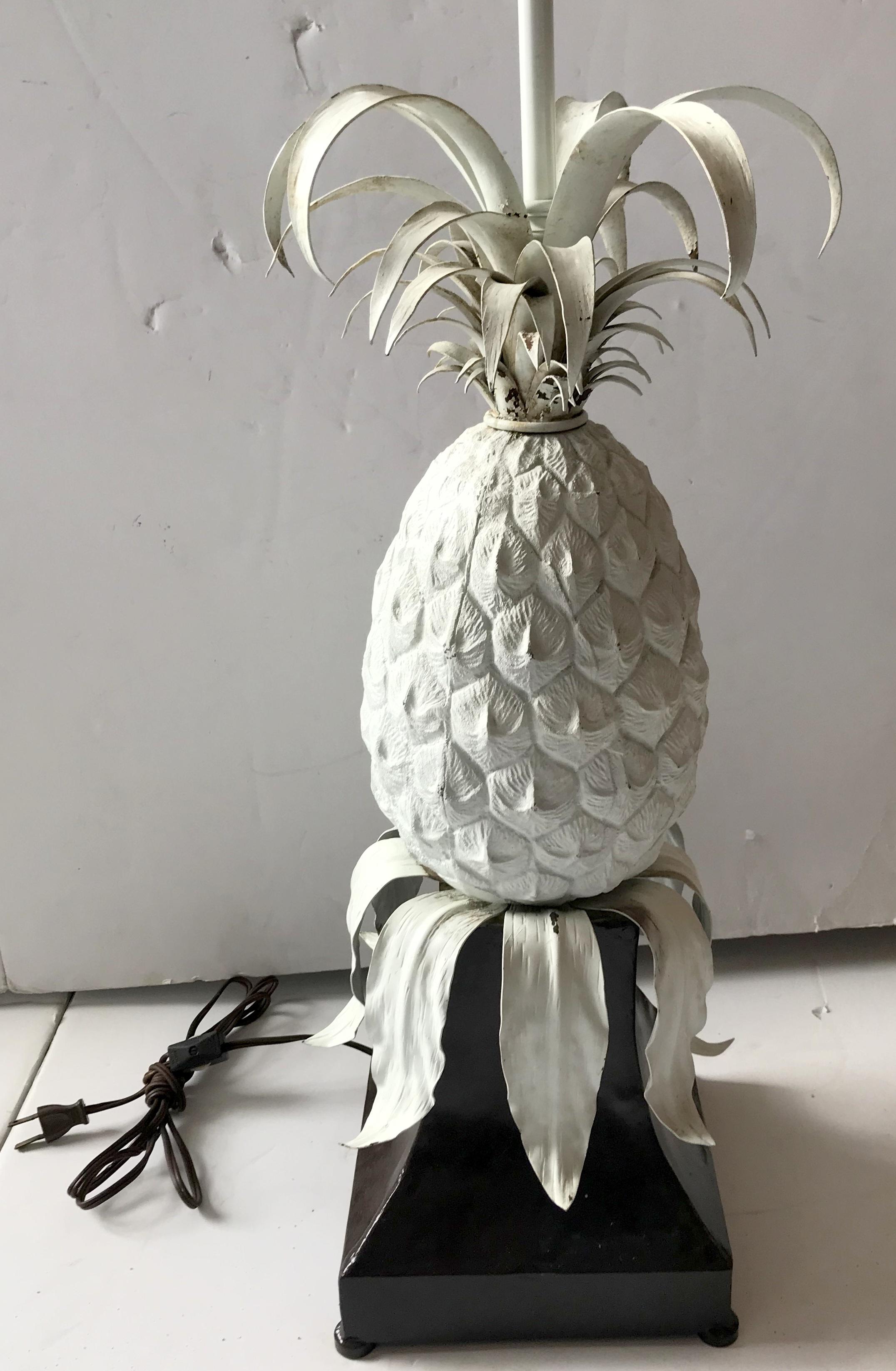Tôle Wonderful Pair of Pineapple Form Painted Tole Made in Italy Table Lamps on Stand