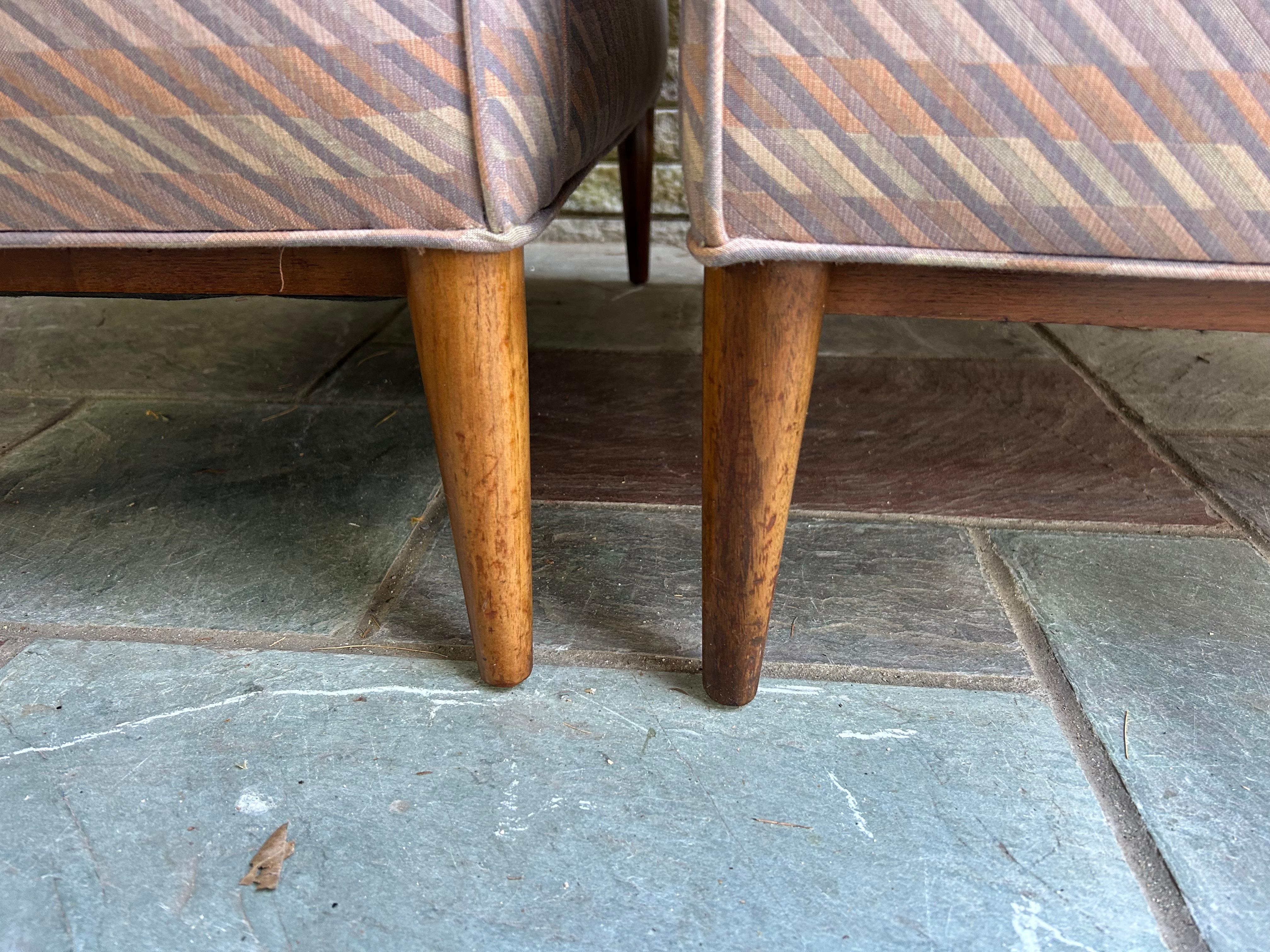 Wunderbares Paar Paul McCobb Lounge Chairs Directional Model No. 302, Mitte des Jahrhunderts (Mitte des 20. Jahrhunderts) im Angebot