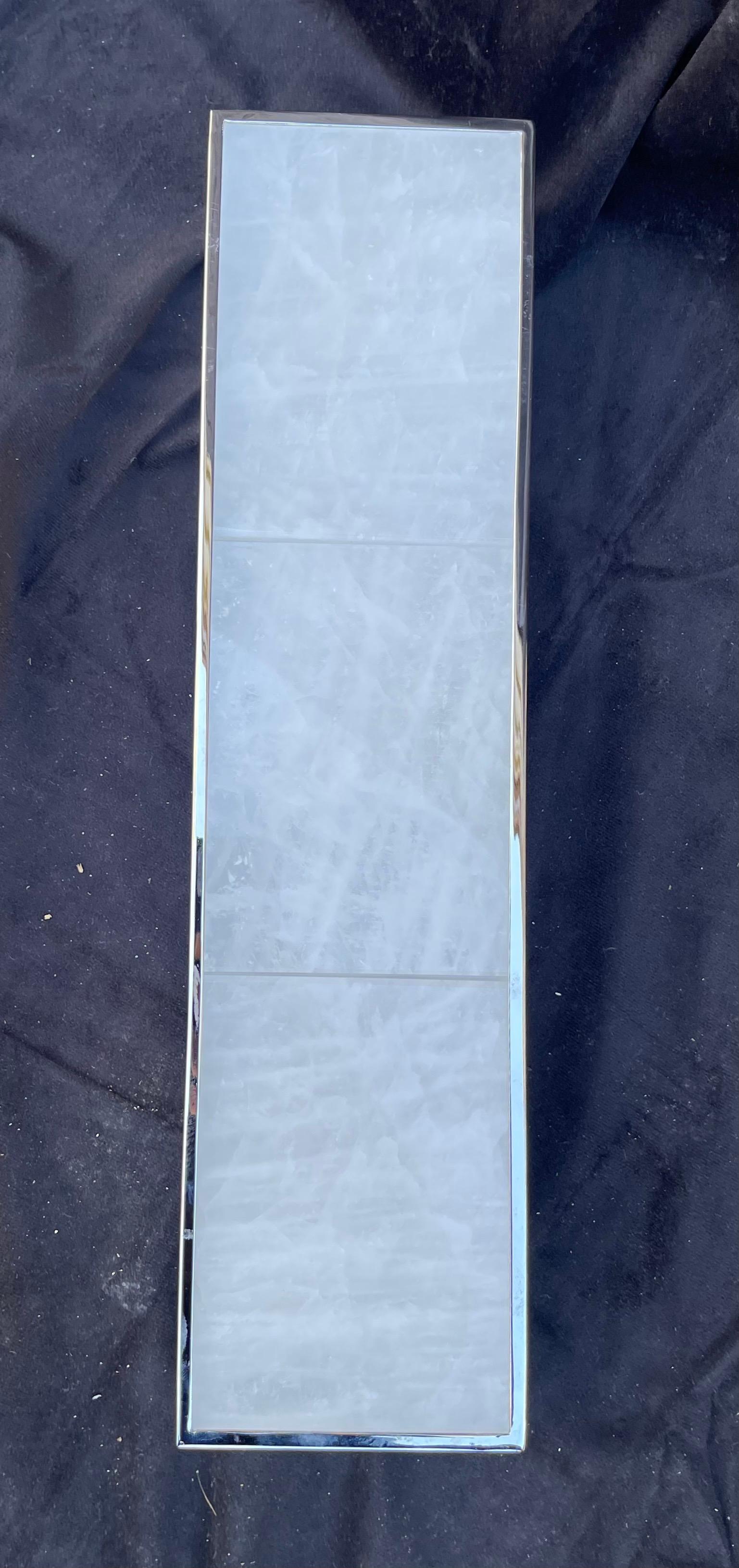 Wonderful Pair Ralph Lauren Ellis Medium Linear Polished Nickel Quartz Sconces In Good Condition For Sale In Roslyn, NY