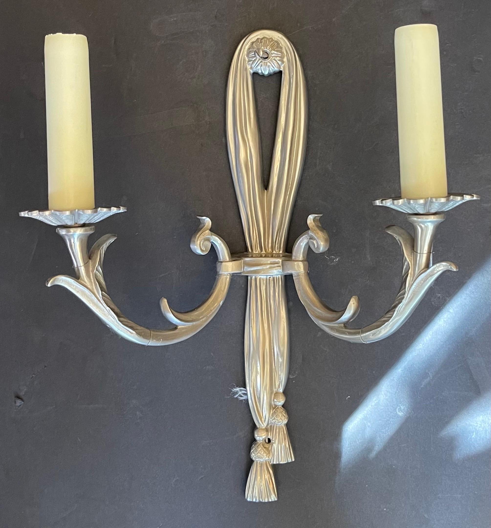 Doré Wonderful Pair Silver Gilt Bronze Sherle Wagner Two-Light Ribbon Tassel Sconces en vente