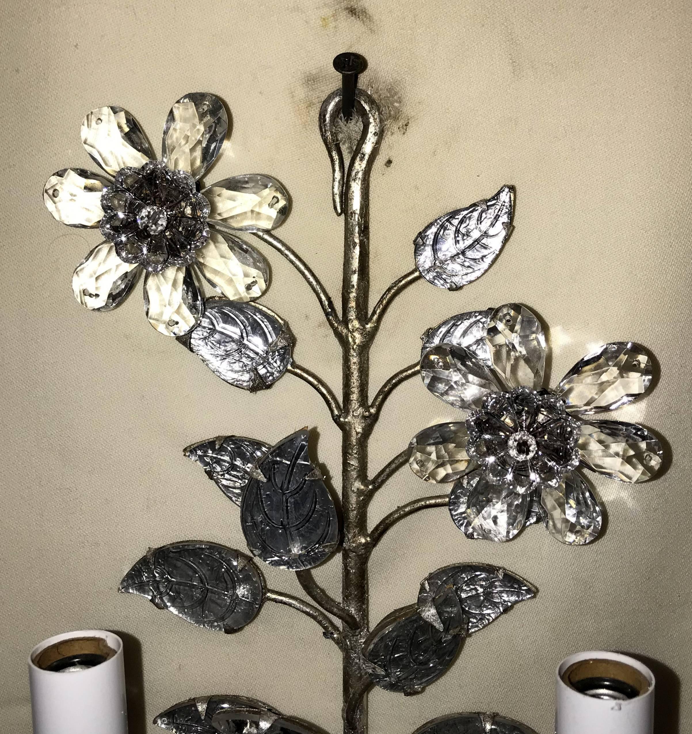 French Wonderful Pair of Vintage Baguès Rock Crystal Silver Leaf Flower Bow Sconces