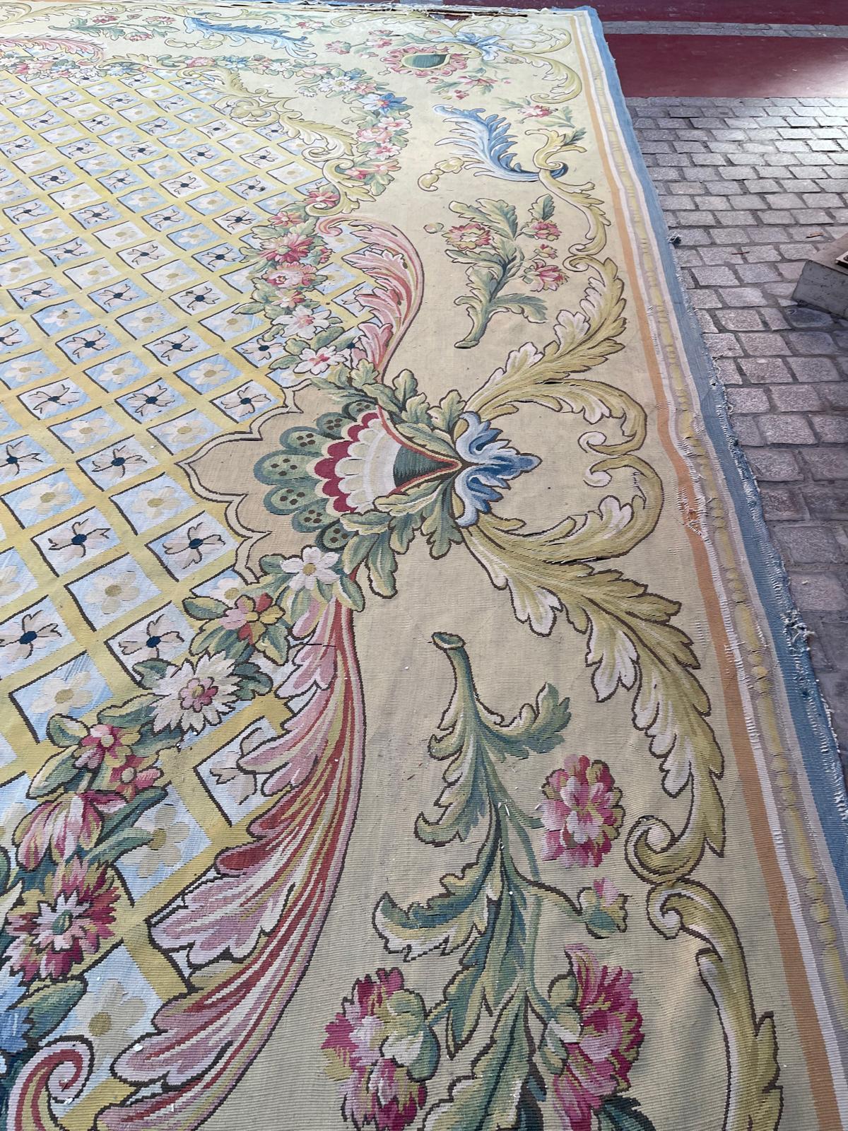 Wonderful palace size oversized antique French Aubusson rug carpet For Sale 7