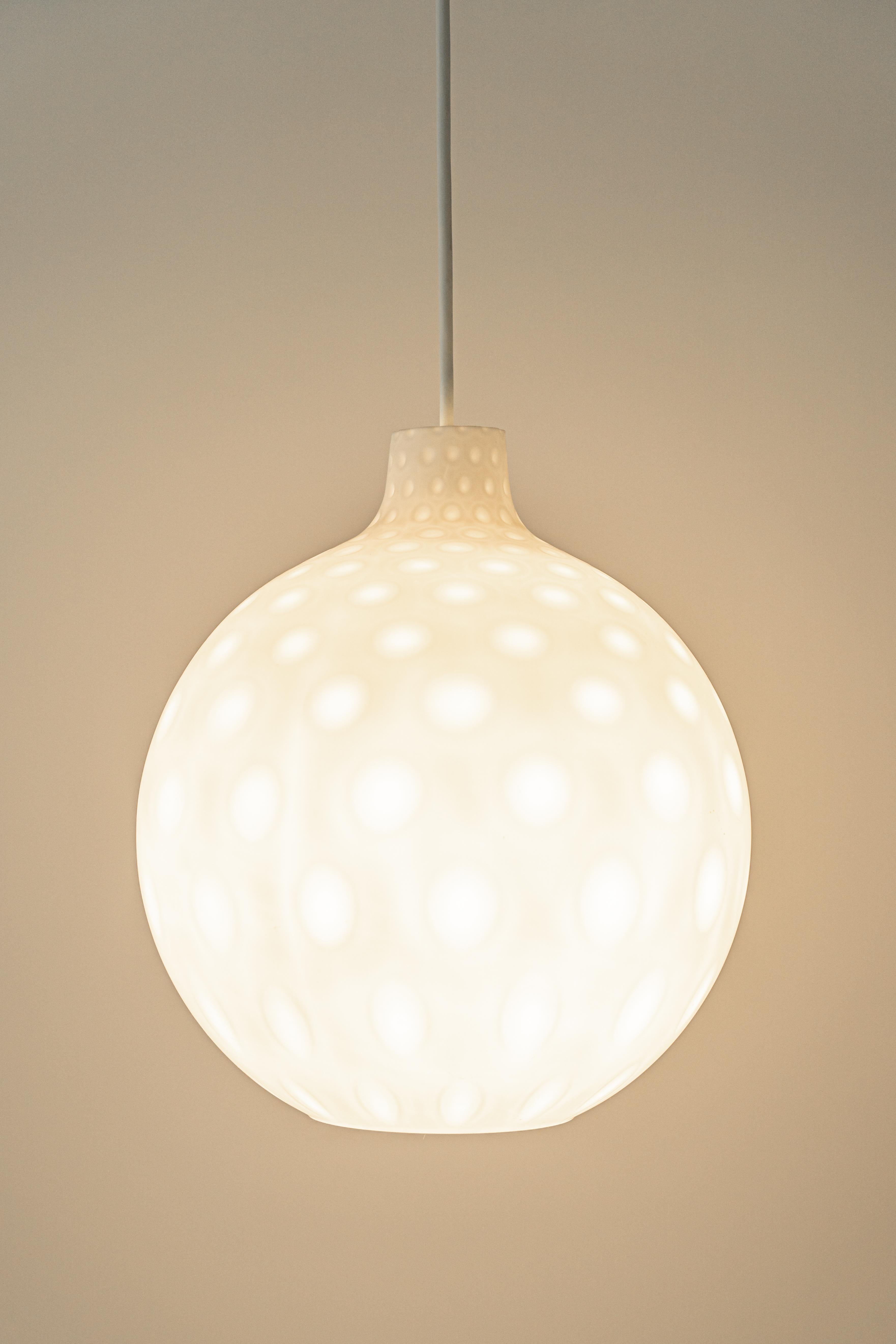 Vetro 1 of 2 Meravigliosa lampada a sospensione di Gangkofner, Peill & Putzler, Germania, anni '50 in vendita