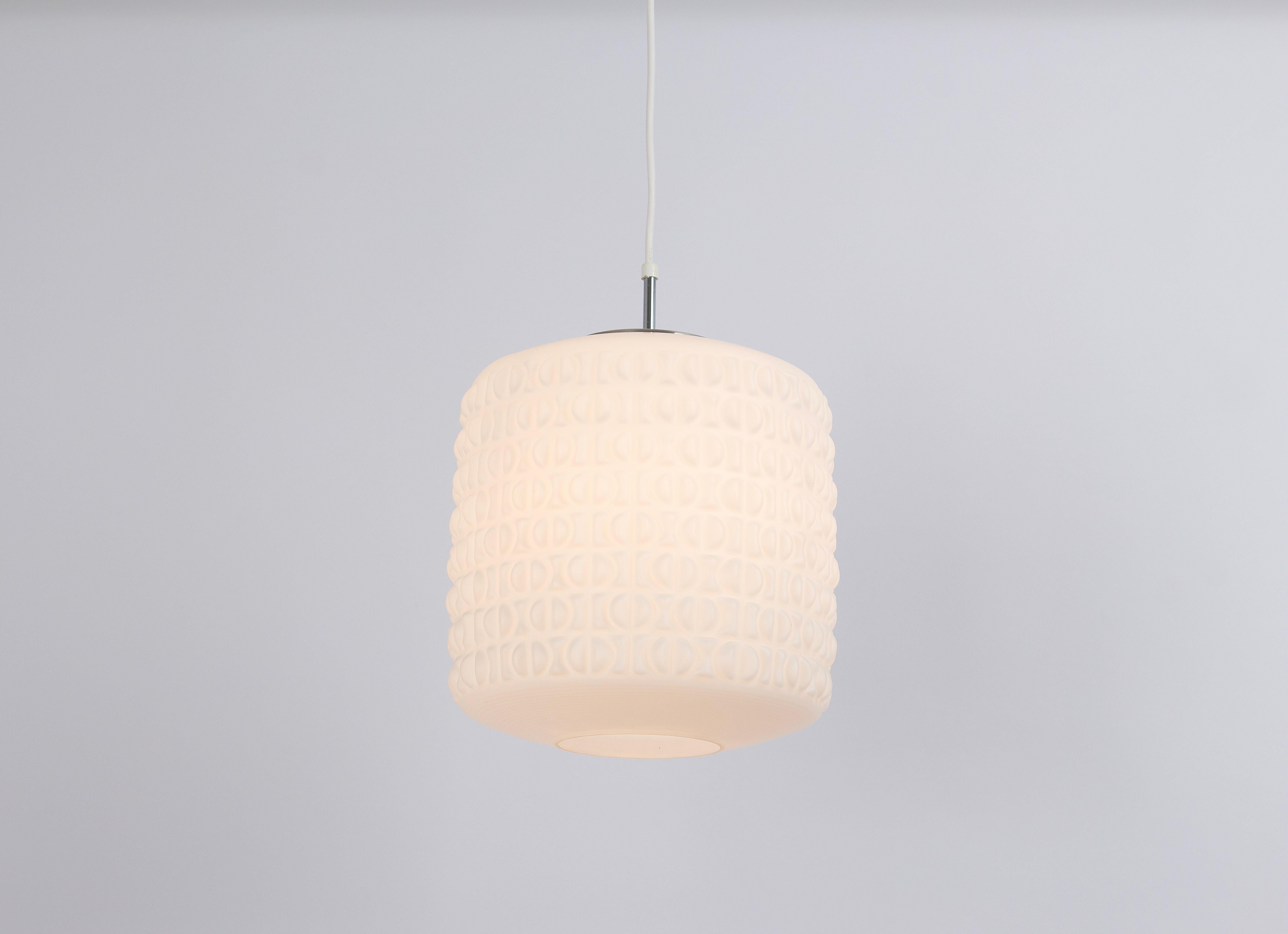 Wonderful Pendant Light by Gangkofner, Peill & Putzler, Germany, 1960s In Good Condition For Sale In Aachen, NRW