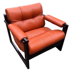 Maravilloso sillón Percival Lafer "S-1" de cuero de palisandro brasileño
