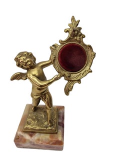 Merveilleux porte-montre de poche, putto design, laiton avec pierre d'aragonite, années 1950, Italie