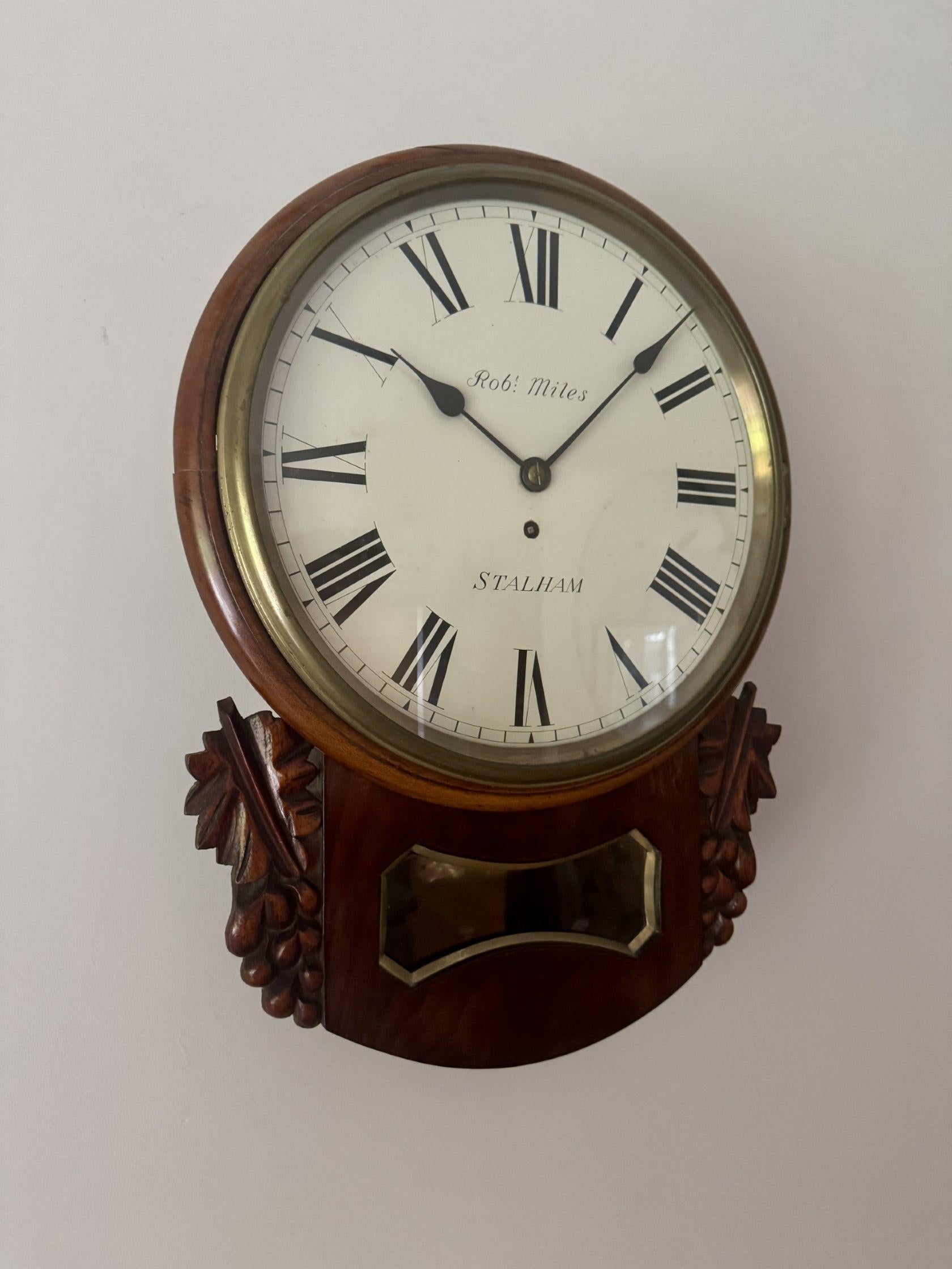 Meraviglioso orologio da parete in mogano del XIX secolo con quadrante a goccia di ottima qualità in vendita 3