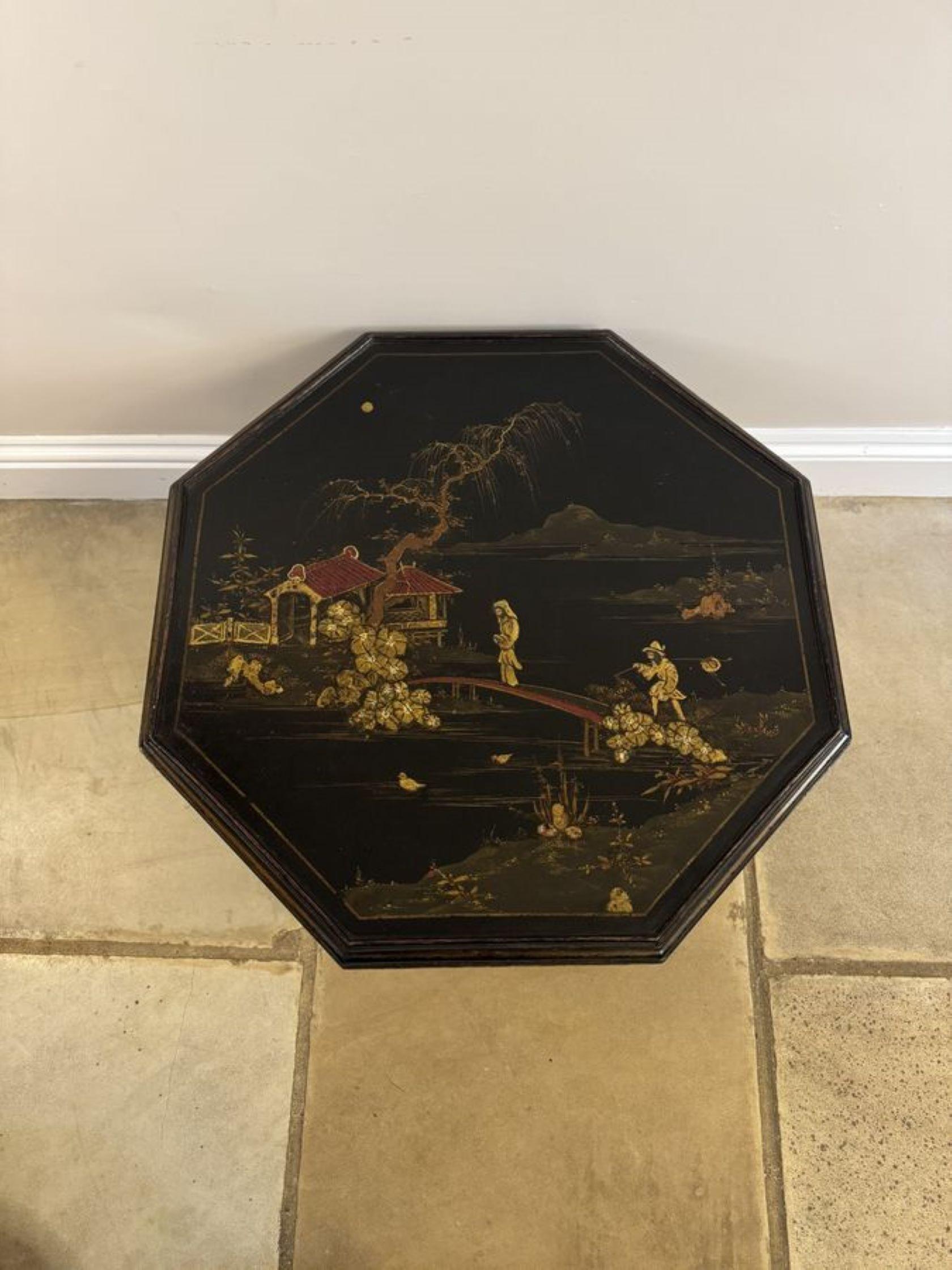 Wonderful quality antique Edwardian chinoiserie decorated coffee table  In Good Condition For Sale In Ipswich, GB