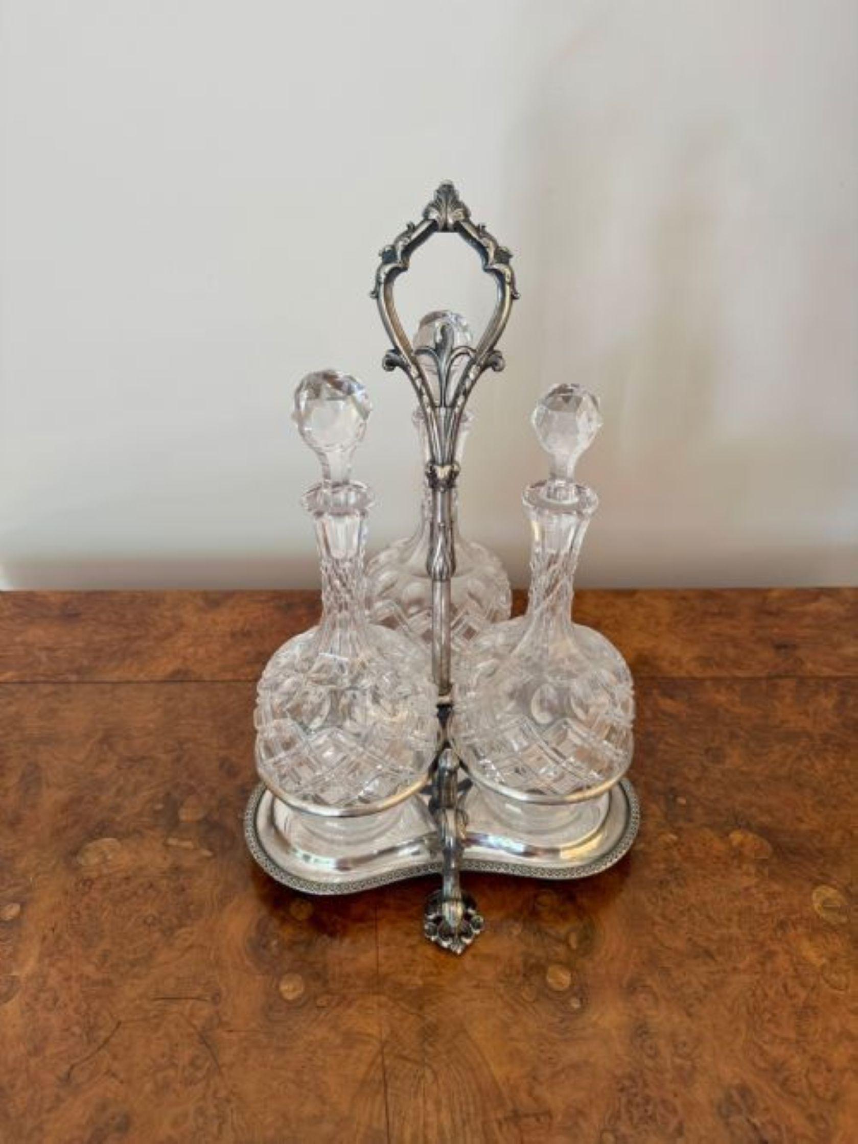 Wunderbare Qualität antike Edwardian Qualität geschliffenes Glas Dekanter & Stand (Englisch) im Angebot