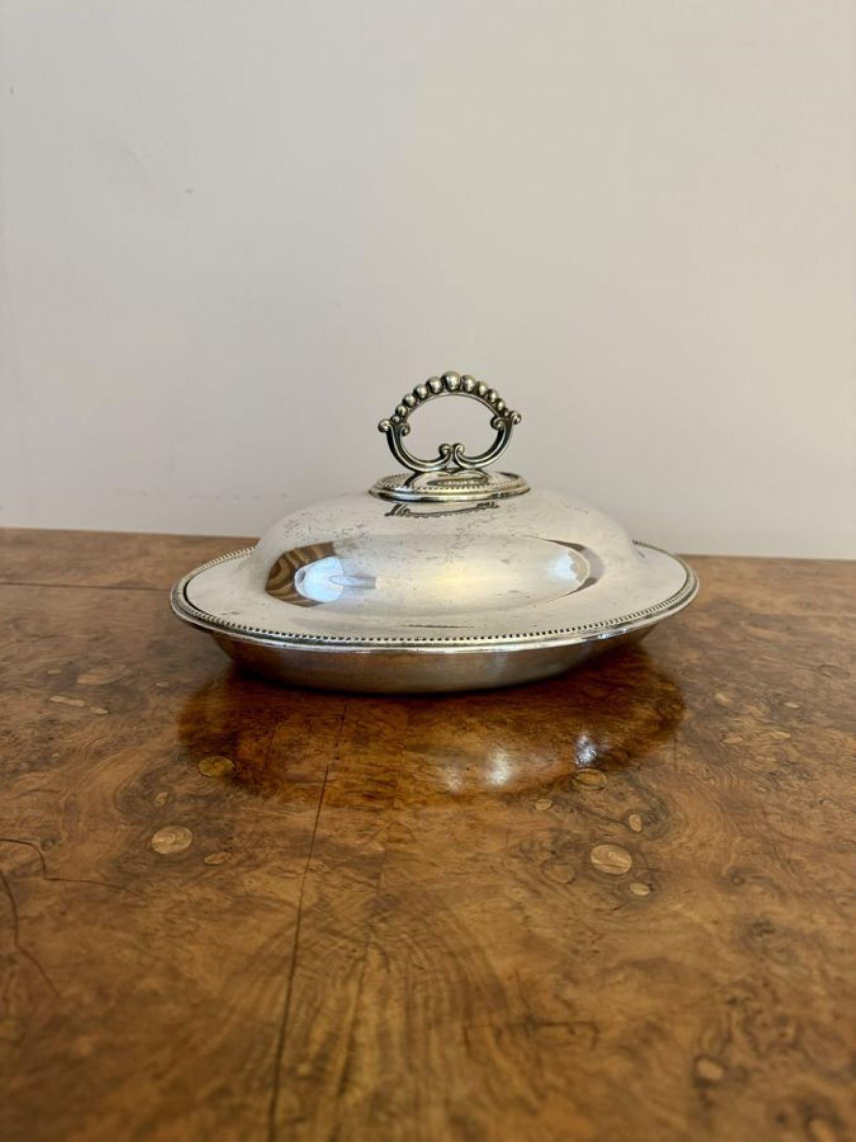 Wonderful quality antique Edwardian silver plated entree dish  For Sale 1