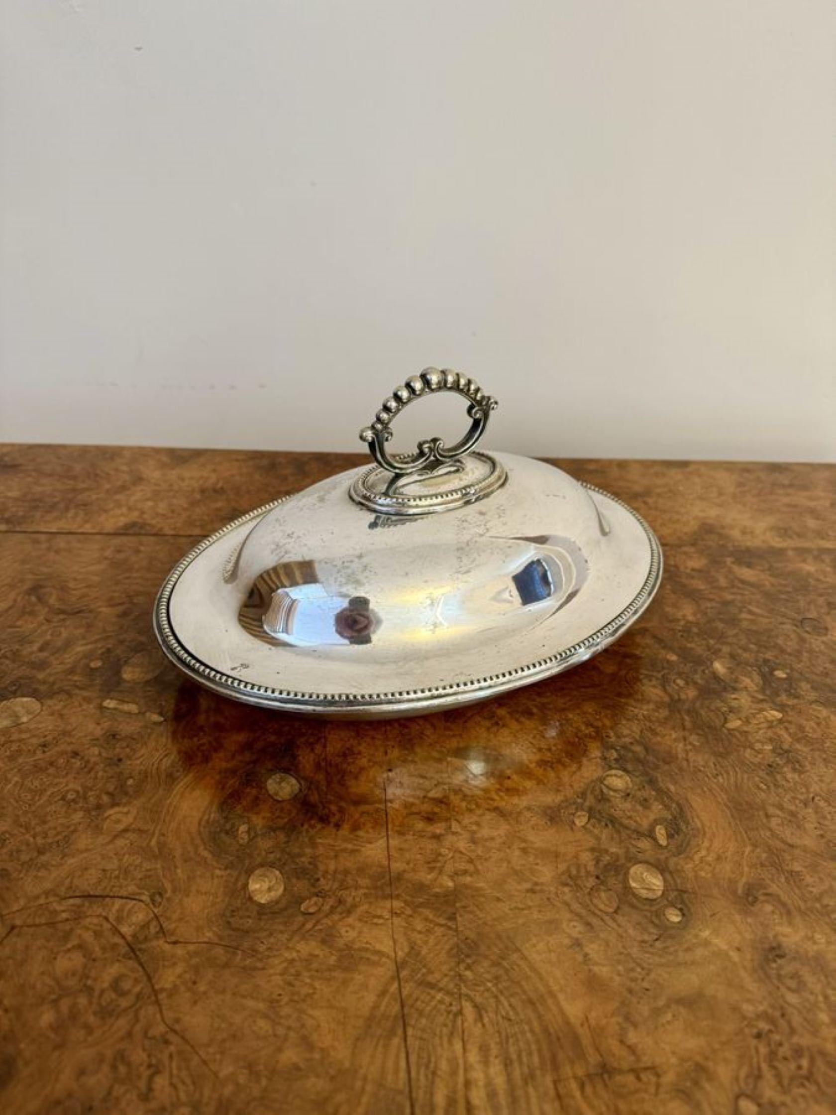 Wonderful quality antique Edwardian silver plated entree dish  For Sale 2