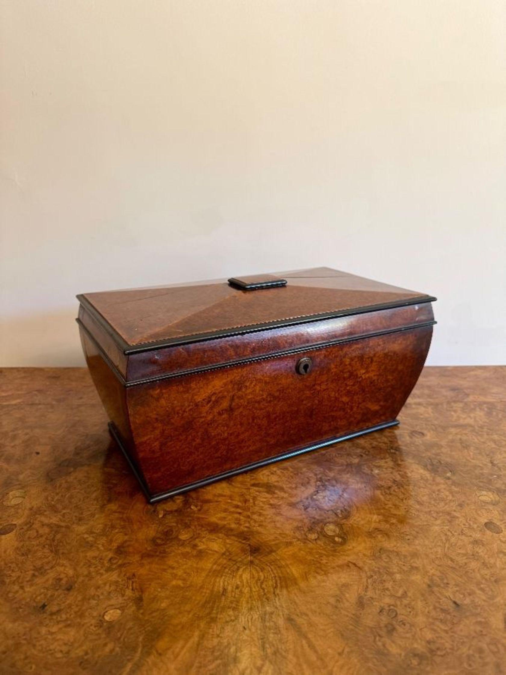 Caja de té antigua de nogal con rebabas de la Regencia, de gran calidad en Bueno estado para la venta en Ipswich, GB