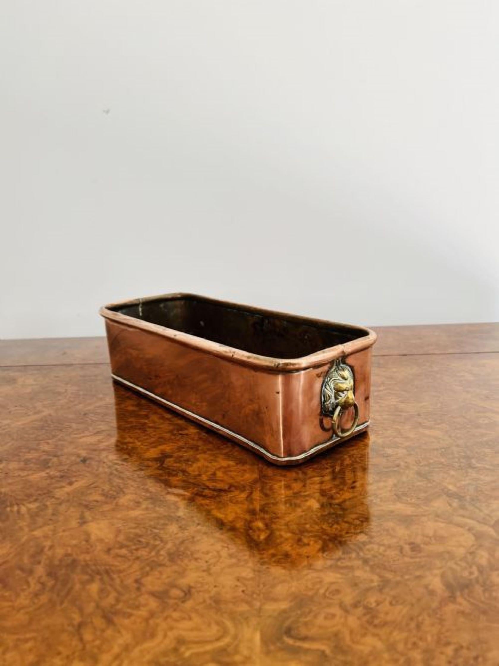 Wonderful quality antique Victorian copper planter  In Good Condition For Sale In Ipswich, GB