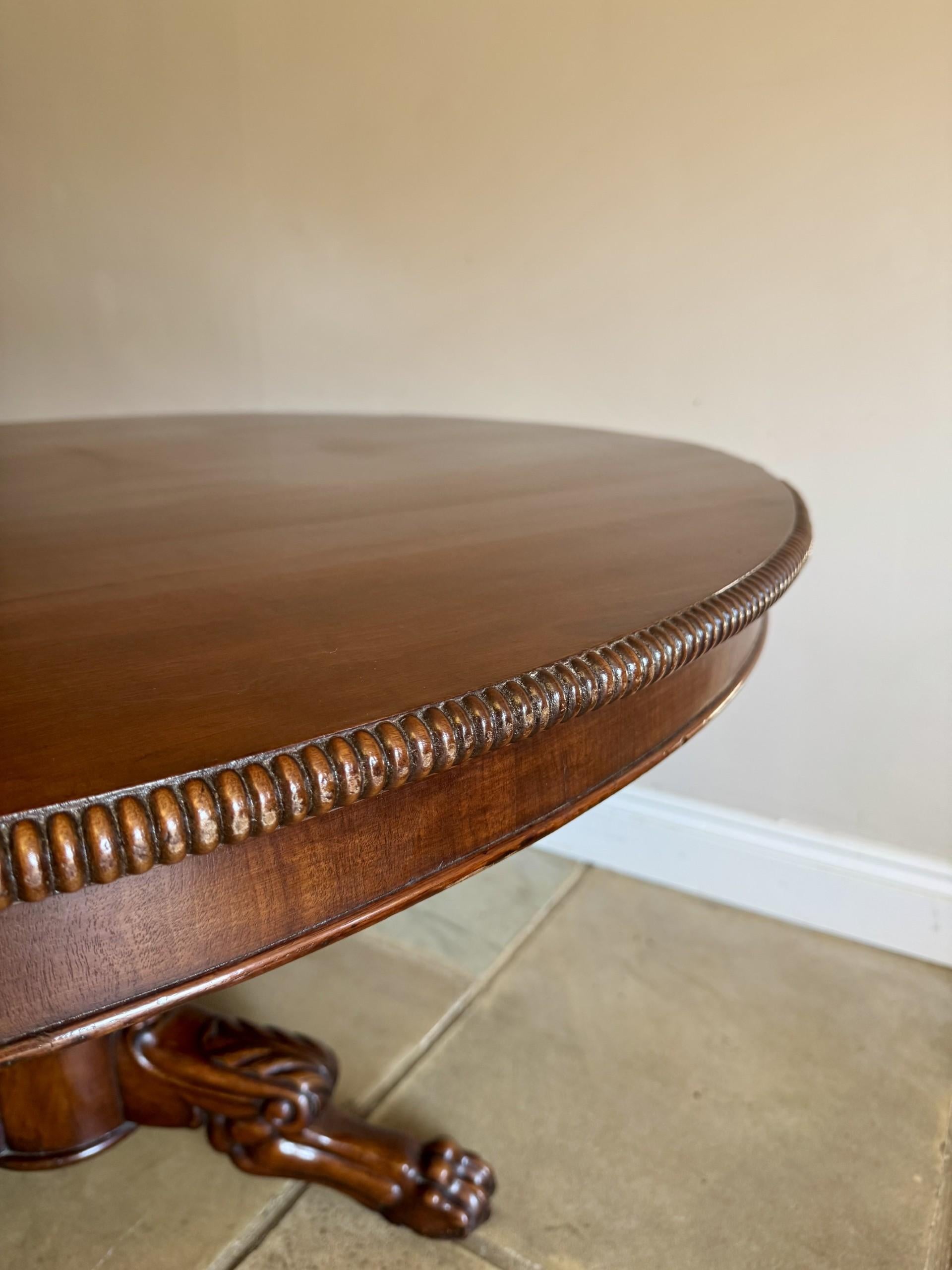 Mesa de comedor antigua victoriana de caoba de magnífica calidad siglo XIX en venta