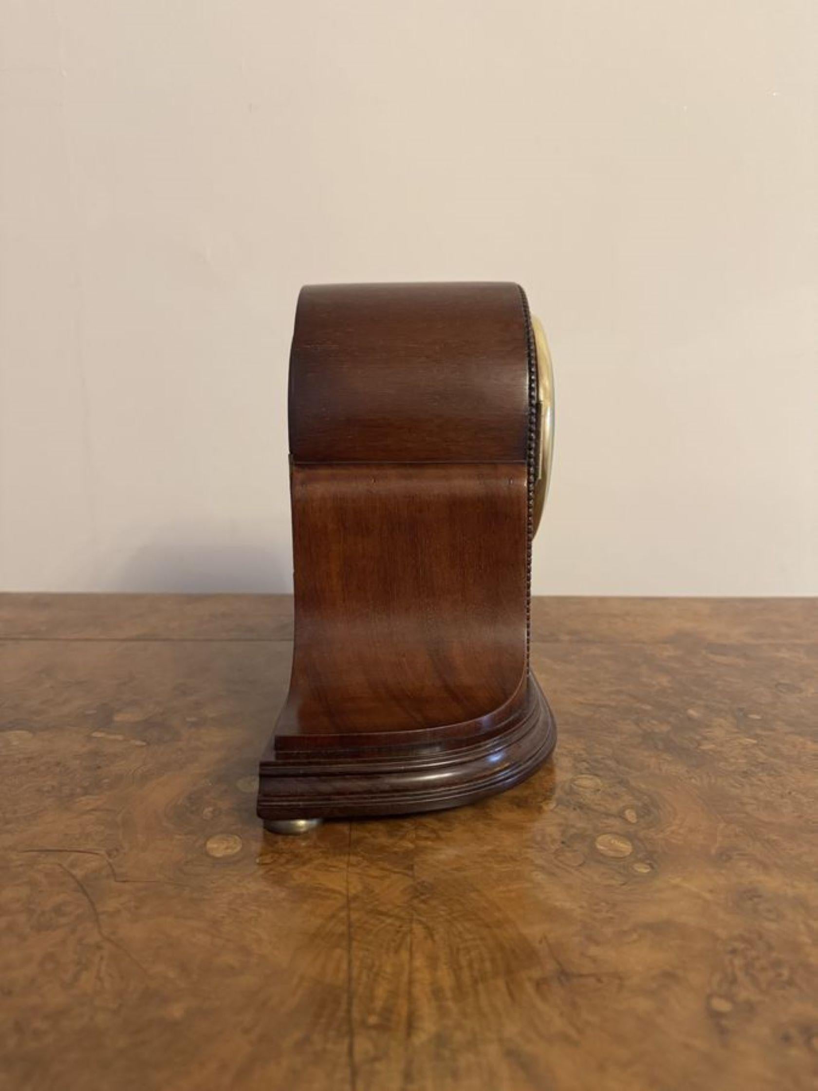 Reloj de manto antiguo victoriano de caoba de maravillosa calidad Pulido
