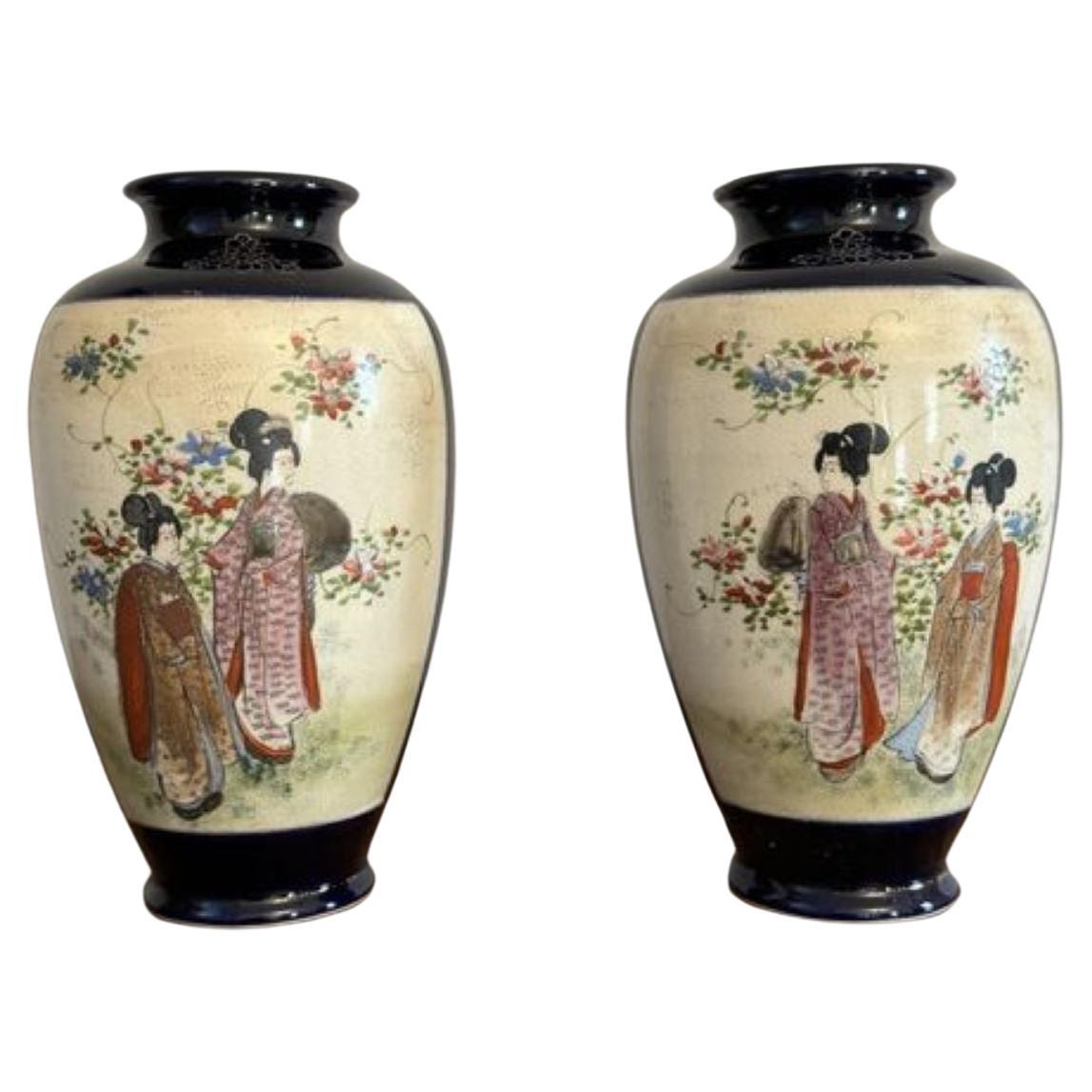 Merveilleuse paire de vases japonais anciens de satsuma 
