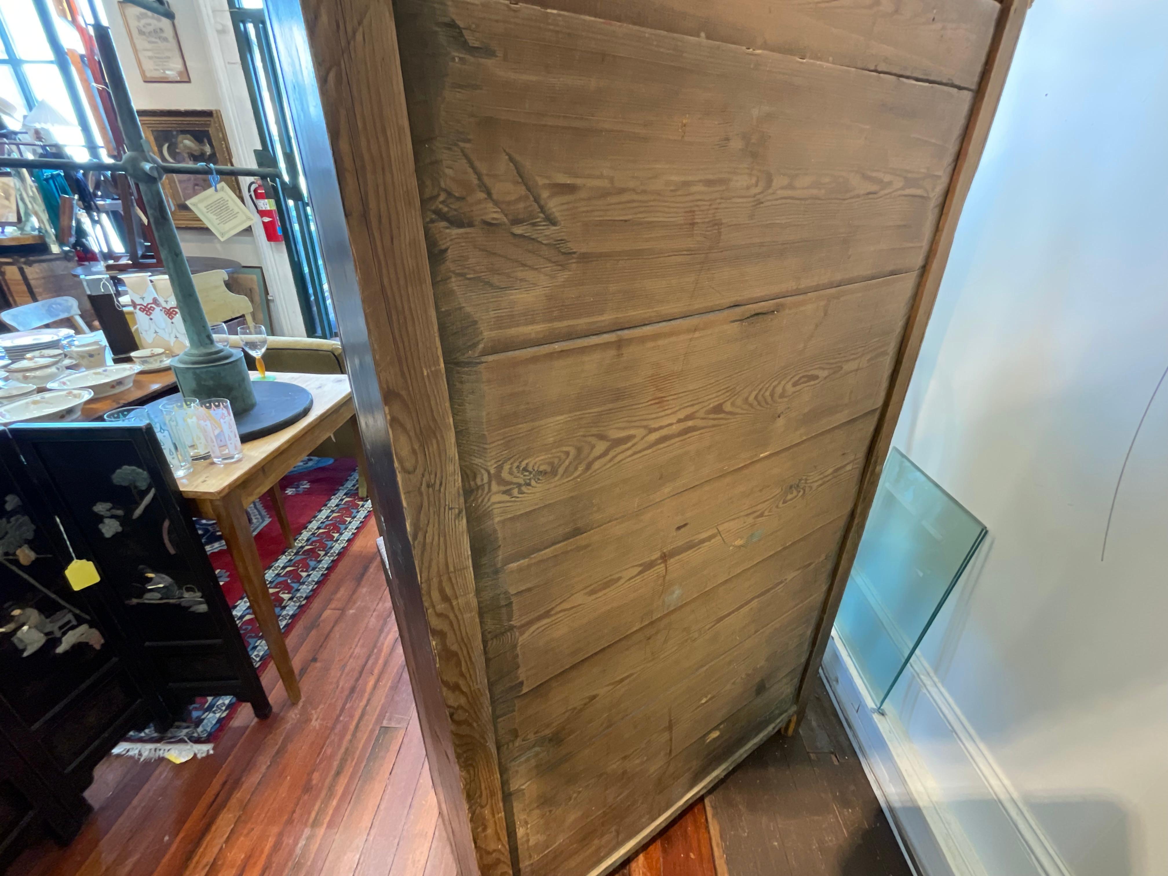 Wonderful Rare Distressed Early 19th Century Canadian Hutch Cupboard 13