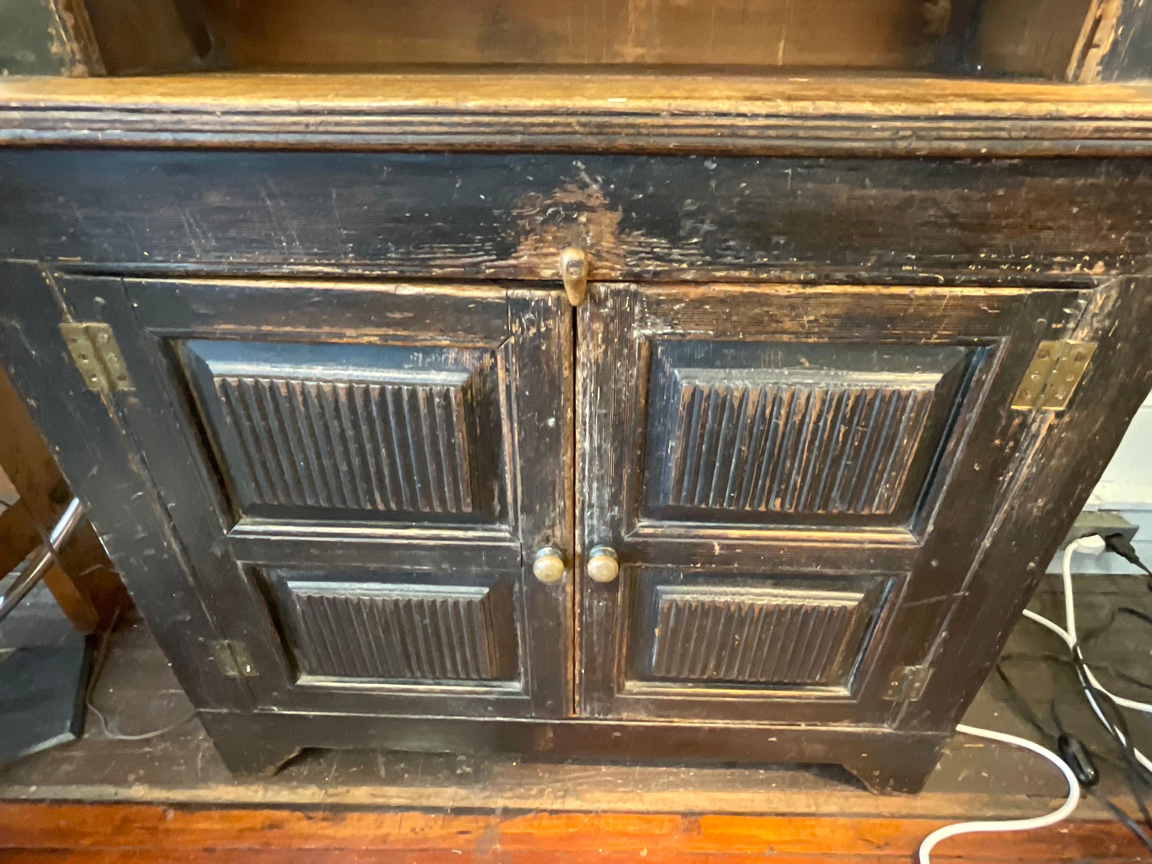 Wonderful Rare Distressed Early 19th Century Canadian Hutch Cupboard 3
