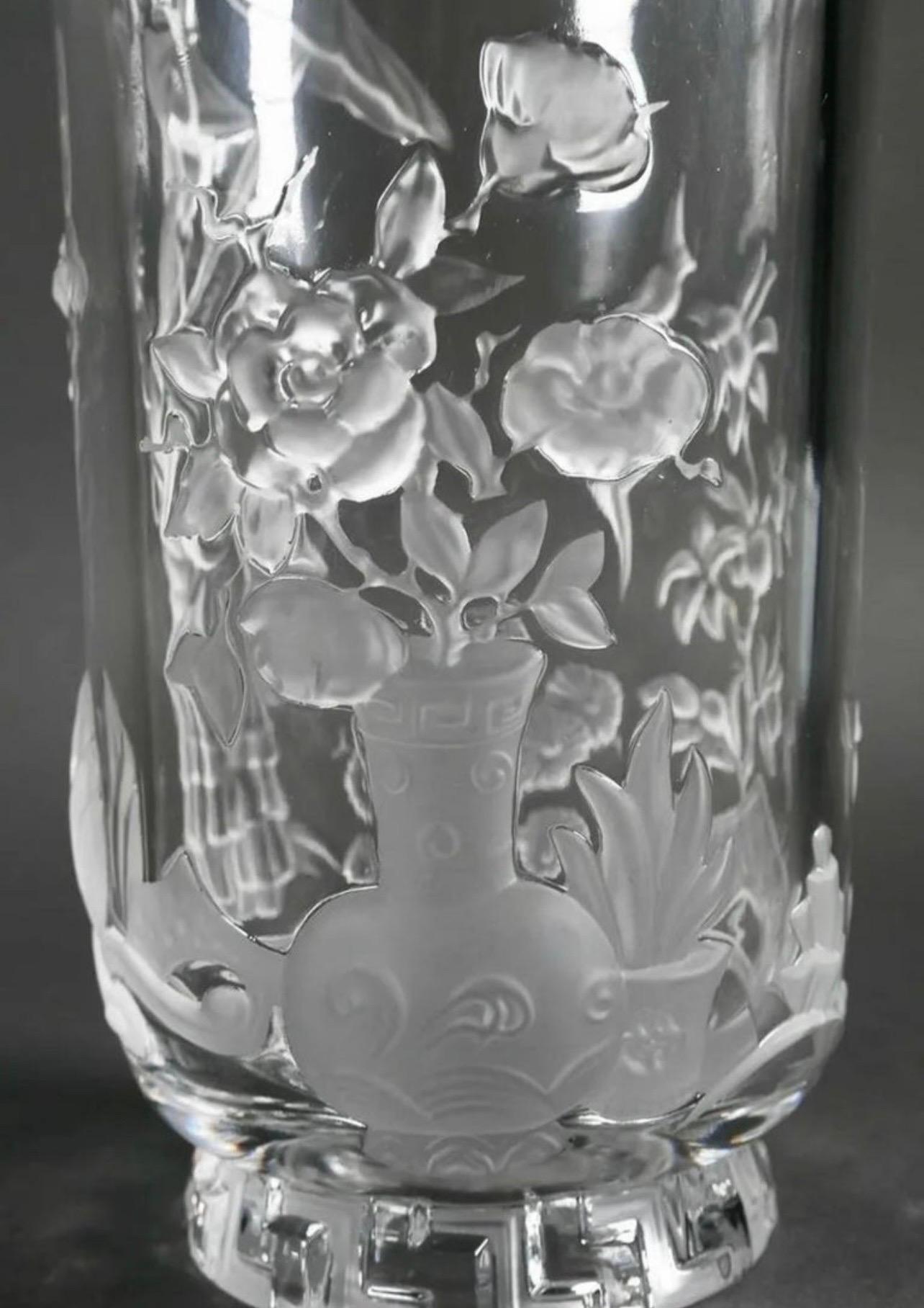 A wonderful rare Verlys art glass mandarin chinoiserie oriental motif vase

