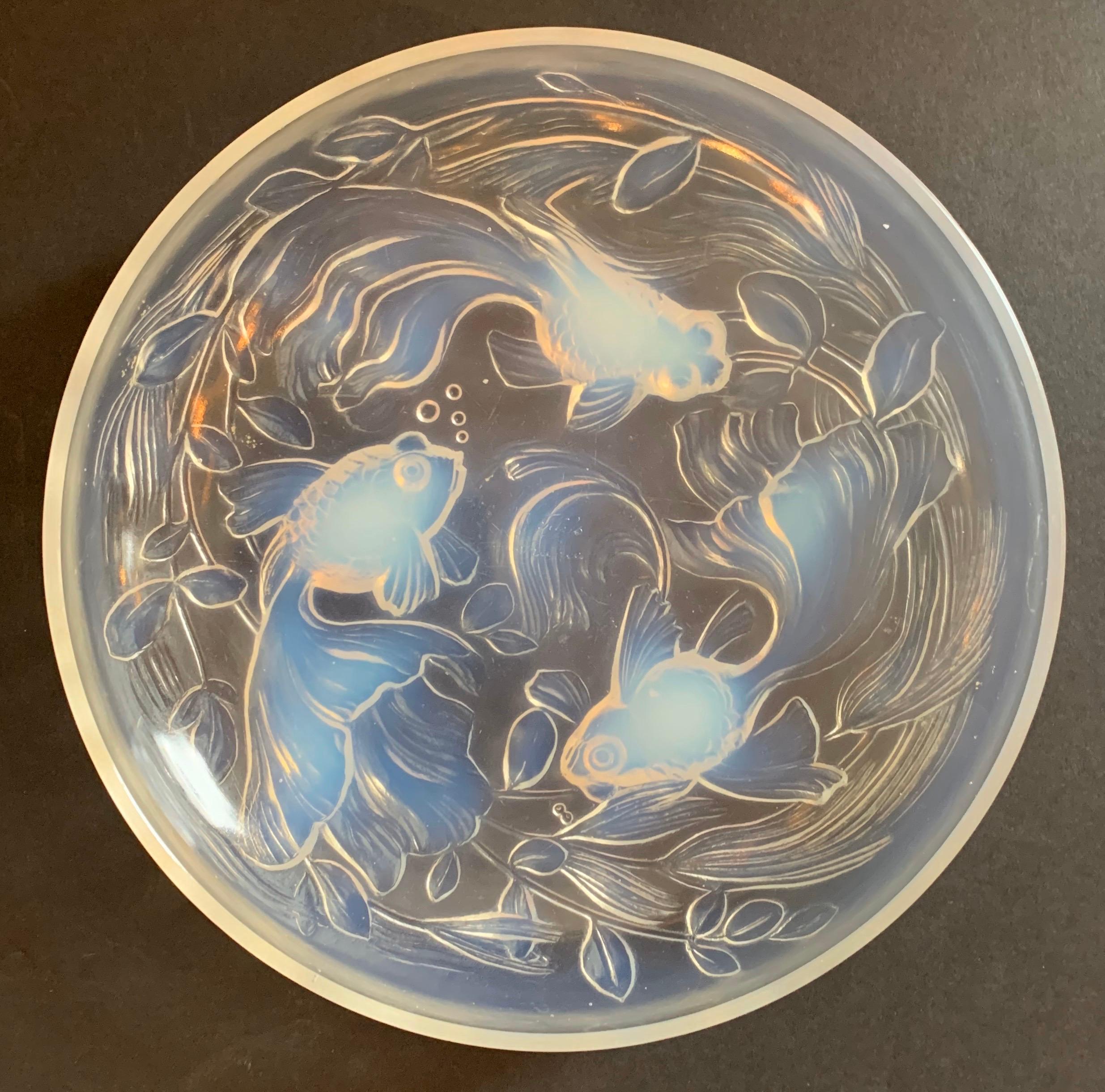 A wonderful and rare Verlys France Poissons Koi Fish opalescent centerpiece large bowl.