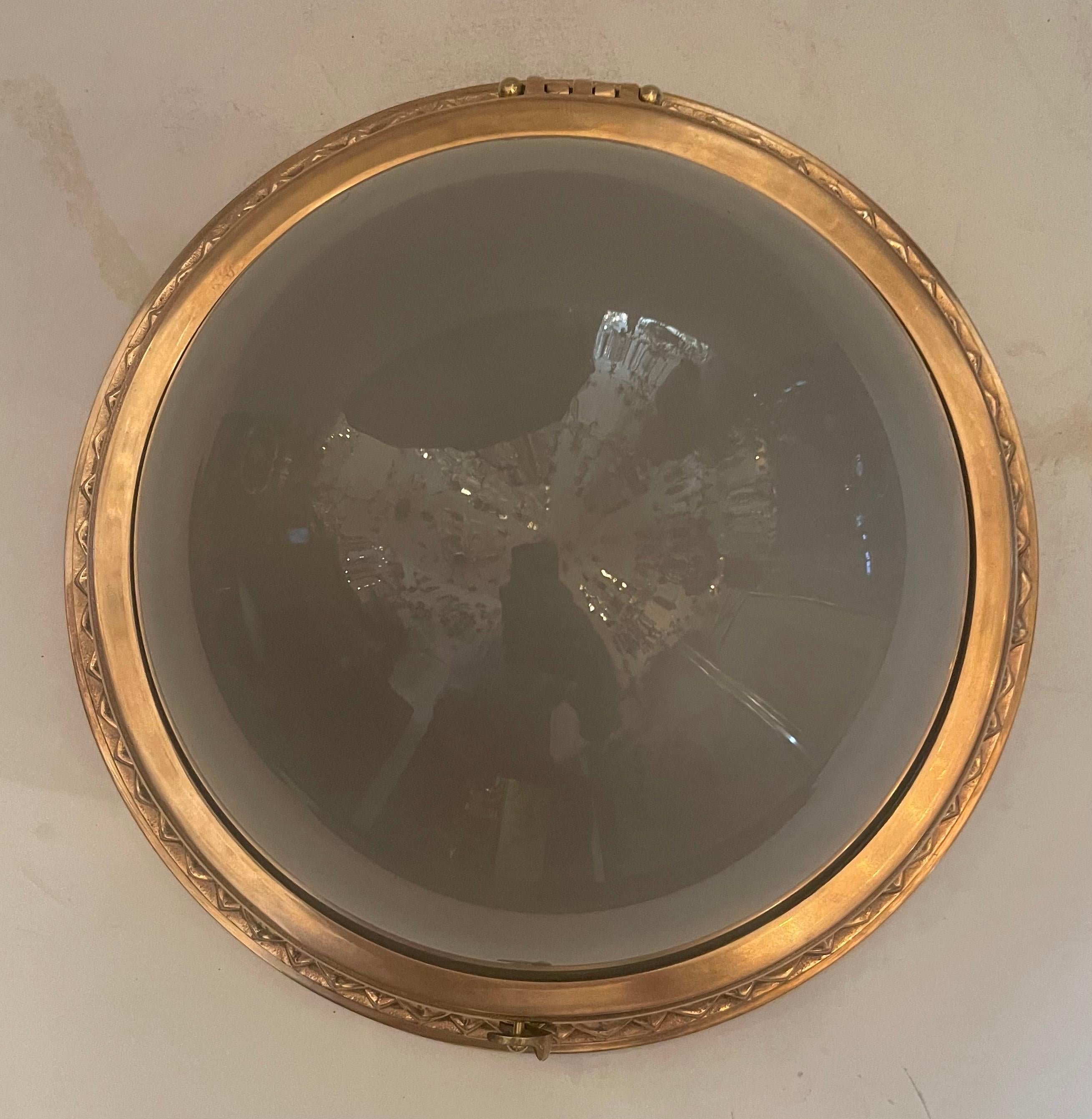 XX secolo Meravigliosa lampada da soffitto Regency Neoclassica in bronzo con vetro smerigliato in vendita