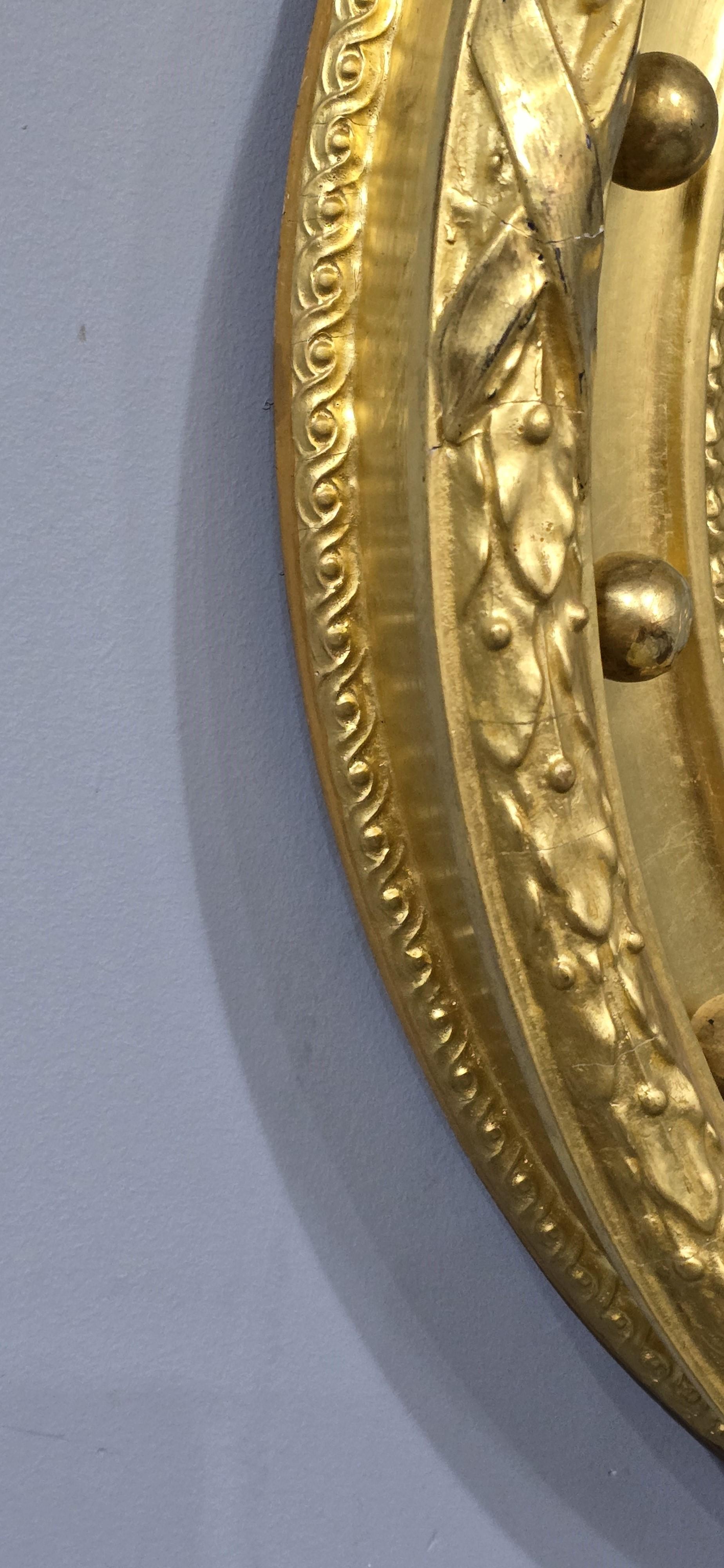 19th Century Wonderful Regency Round Gilt Mirror For Sale