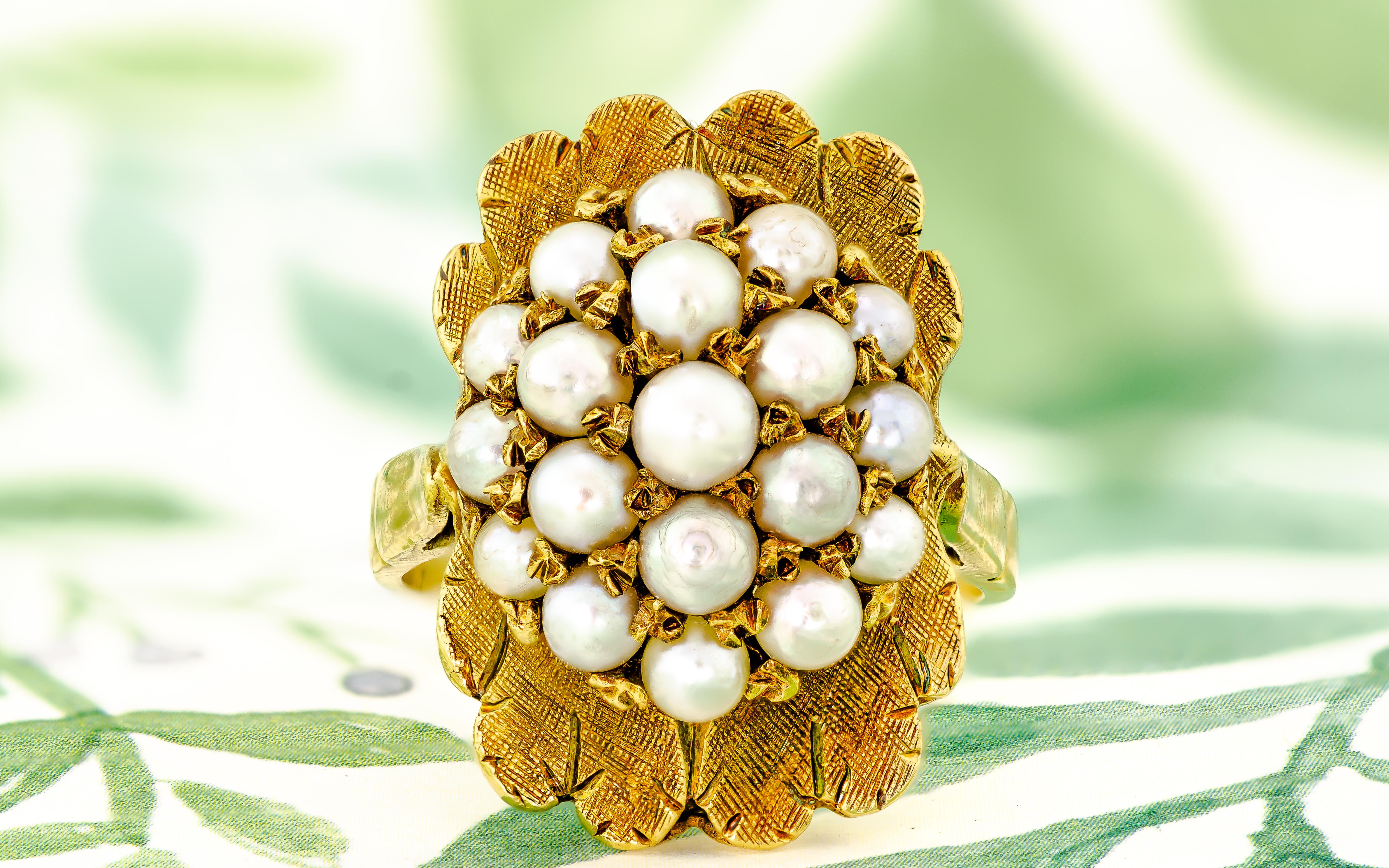 Wonderful Retro Circa 1945 Dome Bombe Style Cultured Pearl and 14Kt Yellow Gold  For Sale 2