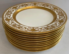 Wonderful Service Set 12 Minton Dinner Plates Raised Gold Gilded Regency Urn