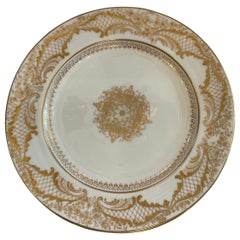 Merveilleux ensemble de 9 assiettes à salade Royal Daulton anglaises incrustées d'or en relief