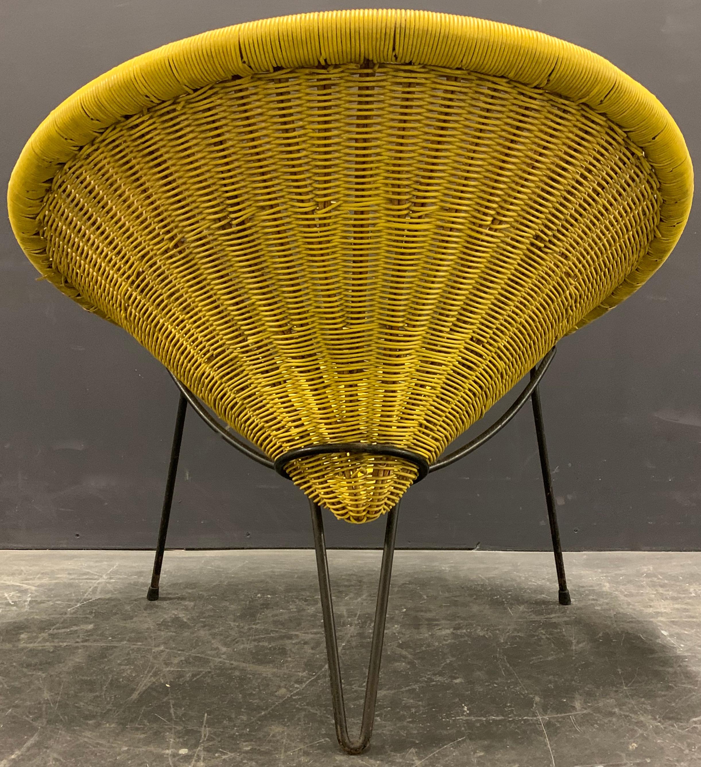 Canne Merveilleux ensemble de 2 chaises longues en rotin de Roberto Mango en vente