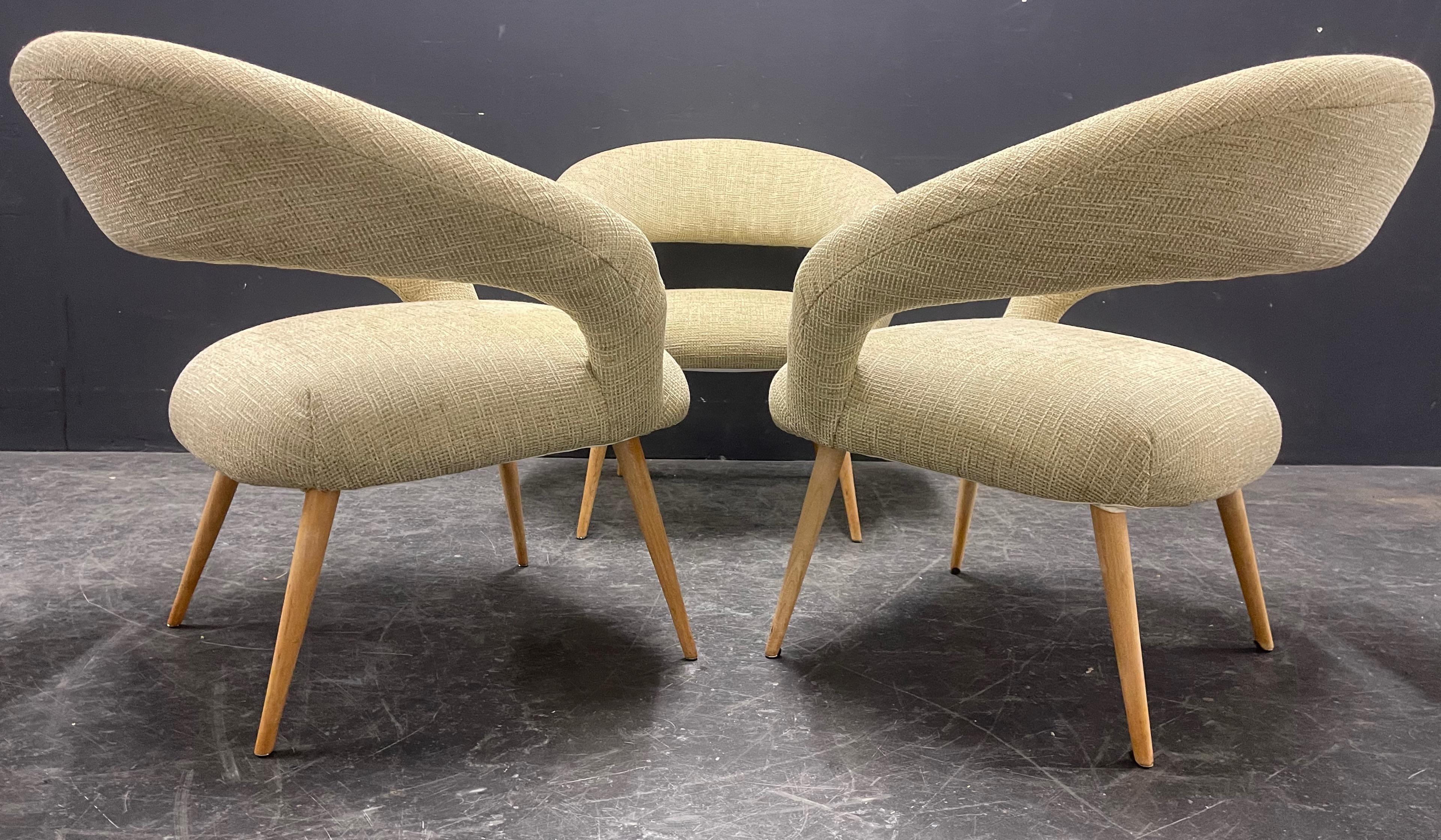 wonderful set of 3 elegant lounge chairs For Sale 4