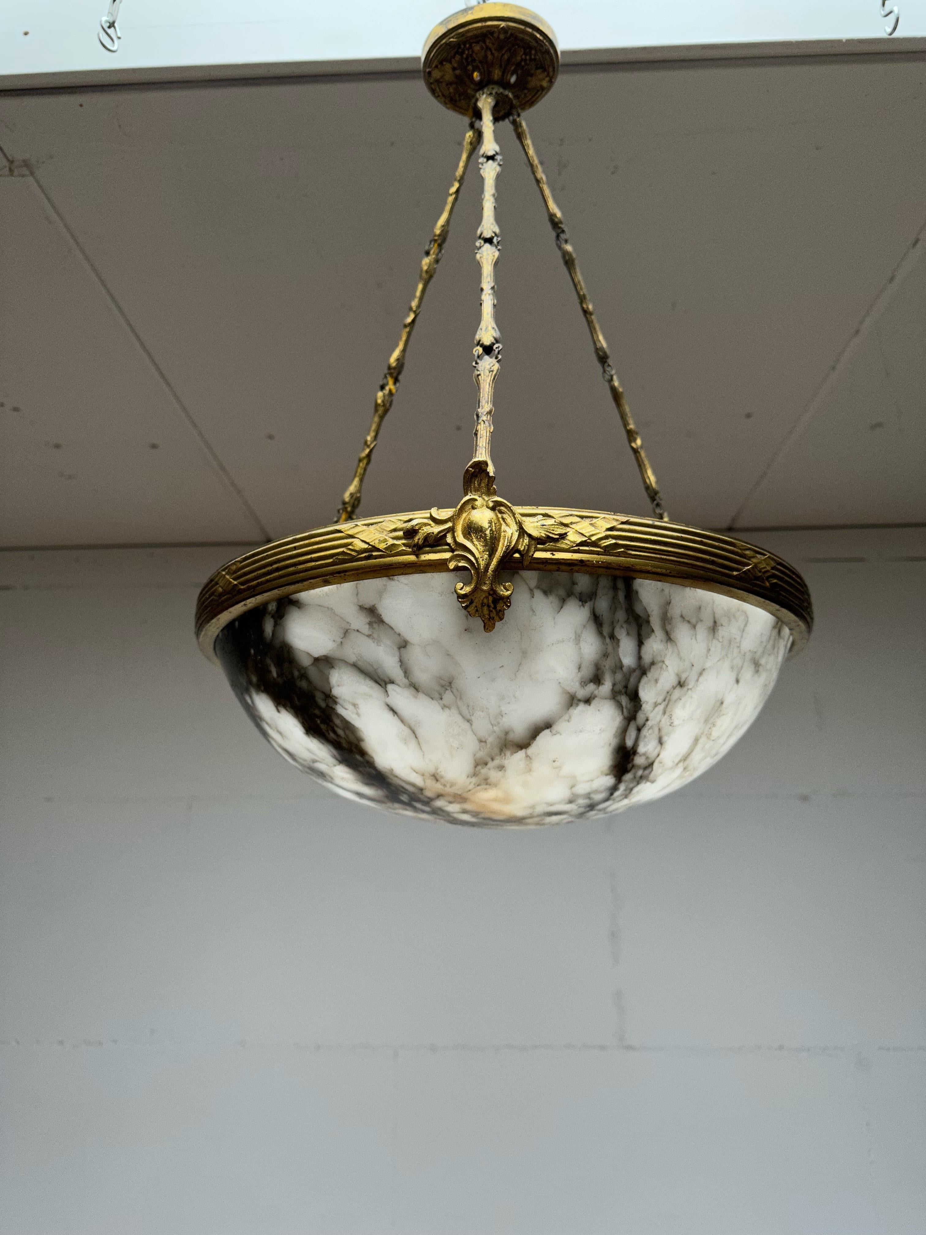 Wonderful Shape White and Black Veins Mint Alabaster & Gilt Brass Pendant Light 8