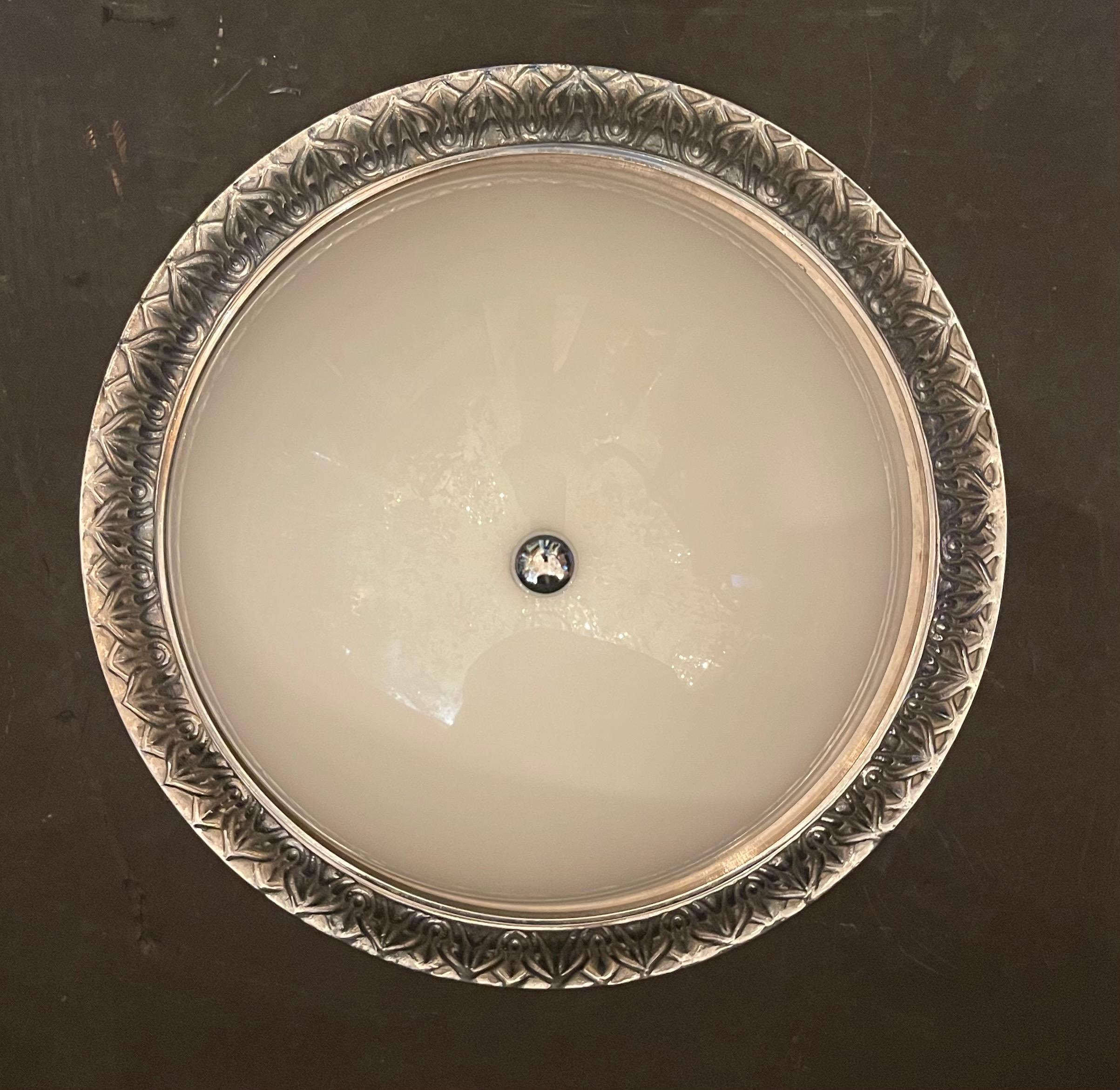 Néoclassique Merveilleux luminaire encastré à dôme en verre en nickel poli de Sherle Wagner (France) en vente